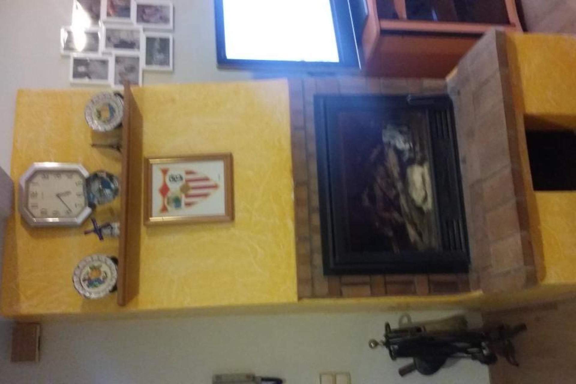 Resale - Villa - Vallirana