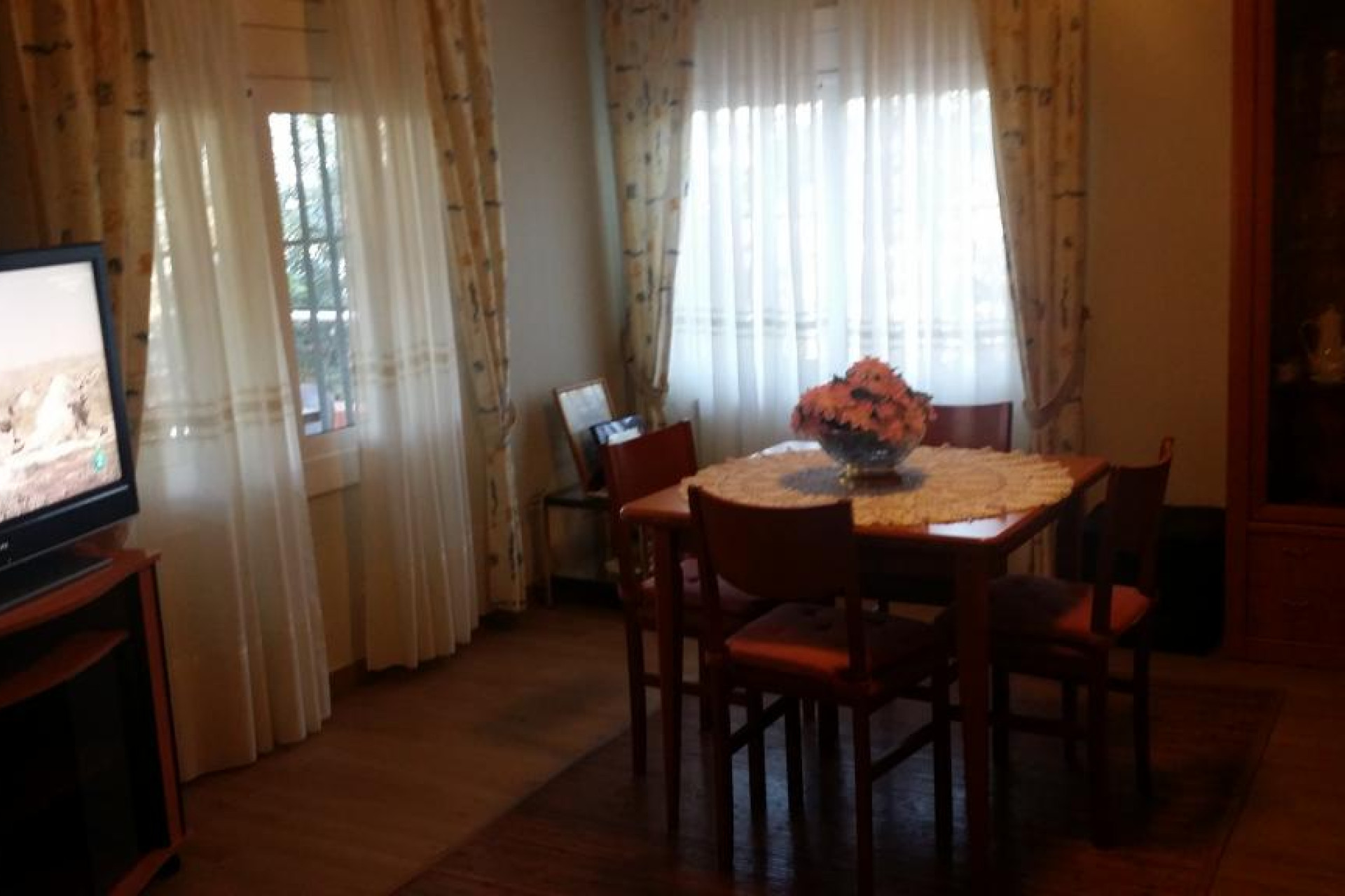 Resale - Villa - Vallirana