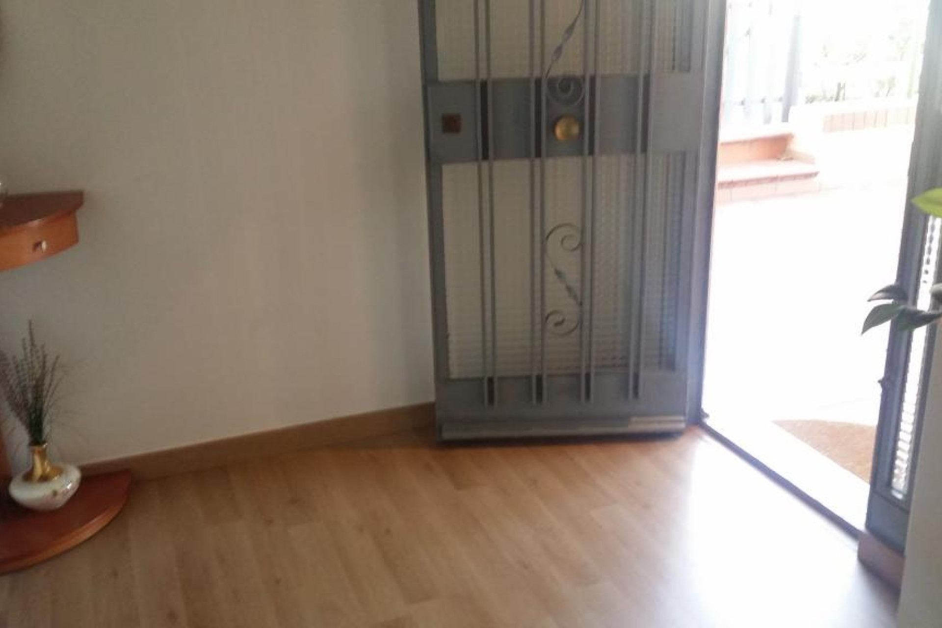 Resale - Villa - Vallirana