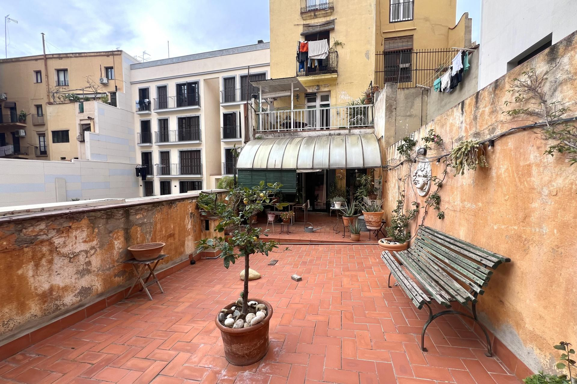 Reventa - Apartamento / piso - Barcelona - Ciutat Vella / Sant Pere