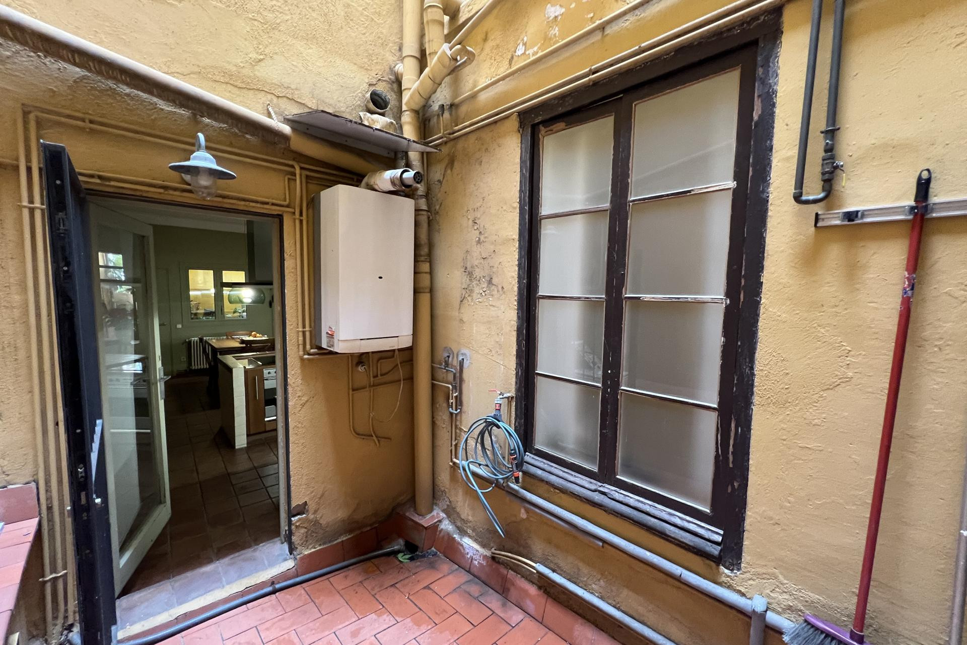 Reventa - Apartamento / piso - Barcelona - Ciutat Vella / Sant Pere