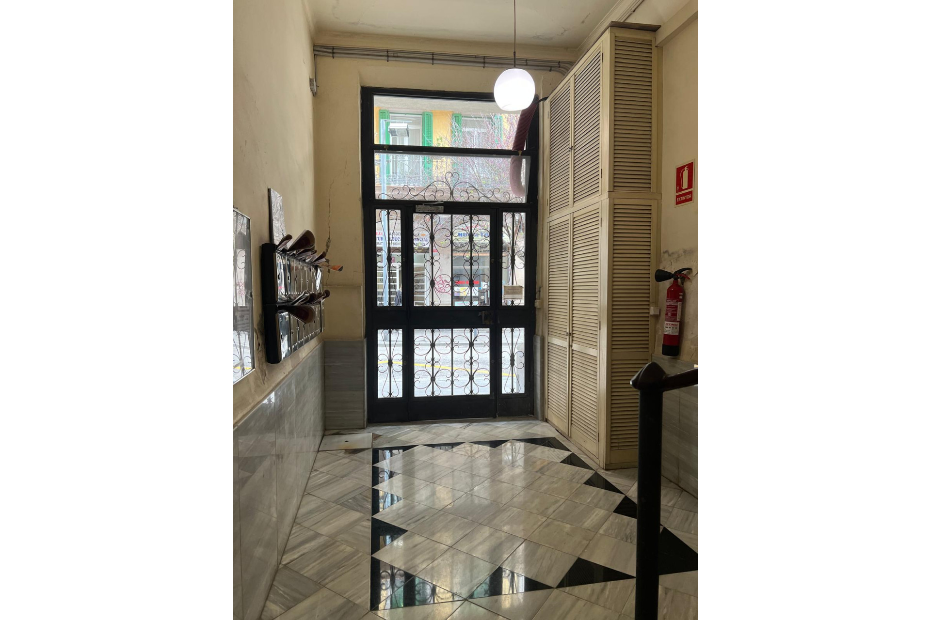 Reventa - Apartamento / piso - Barcelona - Ciutat Vella