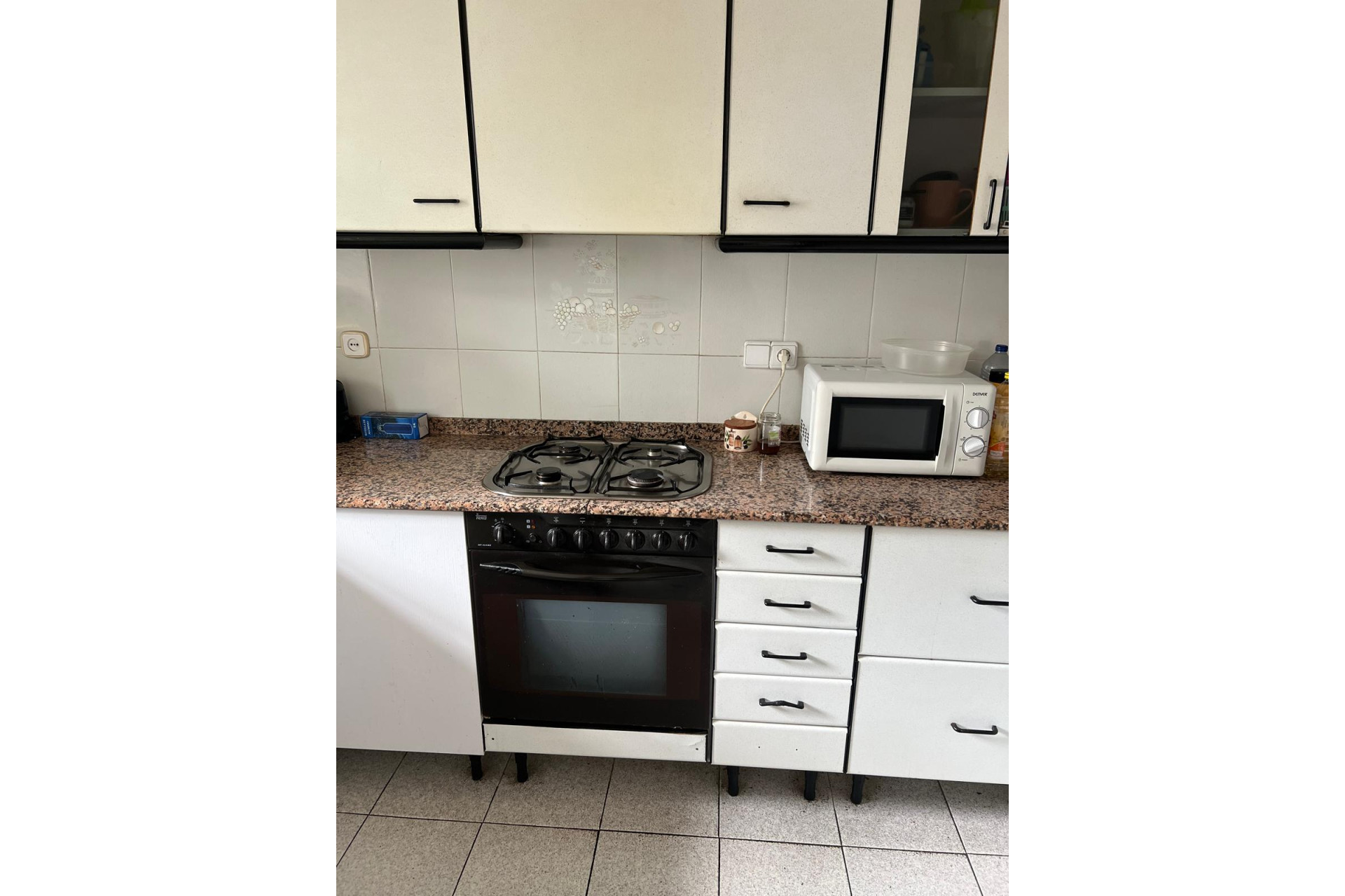 Reventa - Apartamento / piso - Barcelona - Ciutat Vella
