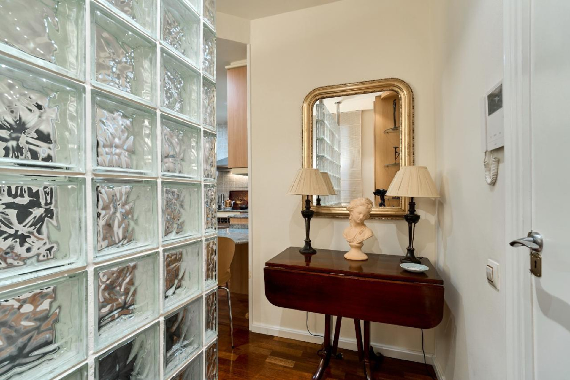 Reventa - Apartamento / piso - Barcelona - Eixample / Nova Esquerra Eixample