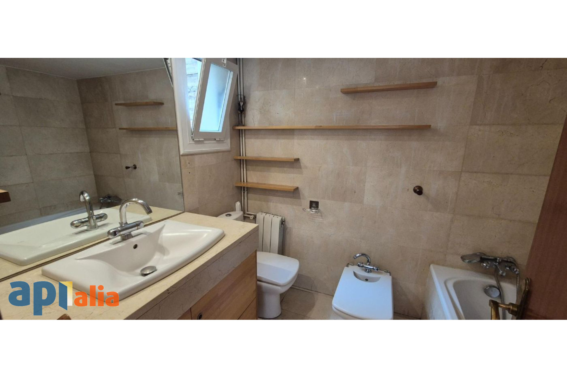 Reventa - Apartamento / piso - Barcelona - Les Corts / Les Corts