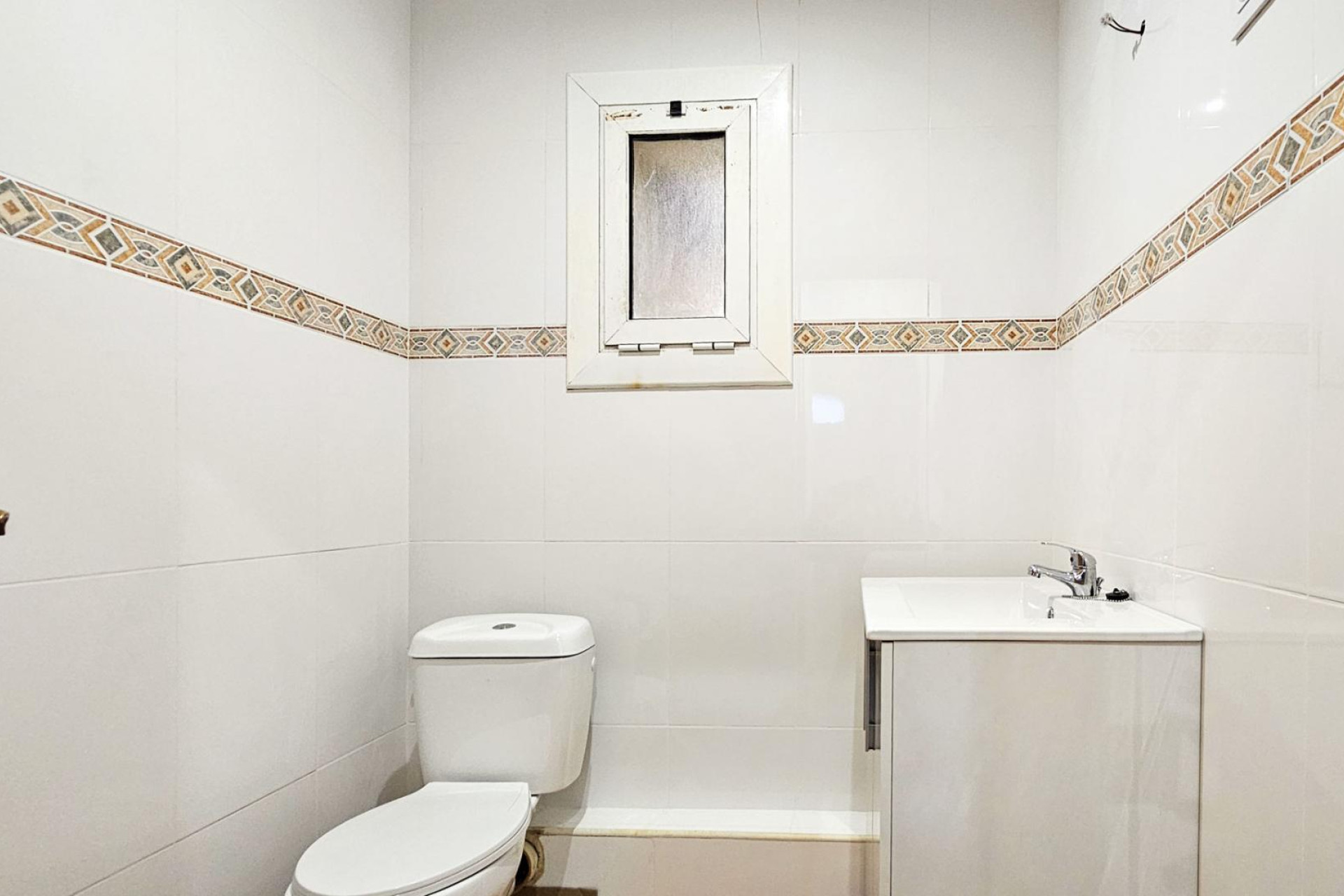 Reventa - Apartamento / piso - Barcelona - Nou Barris / Can Peguera