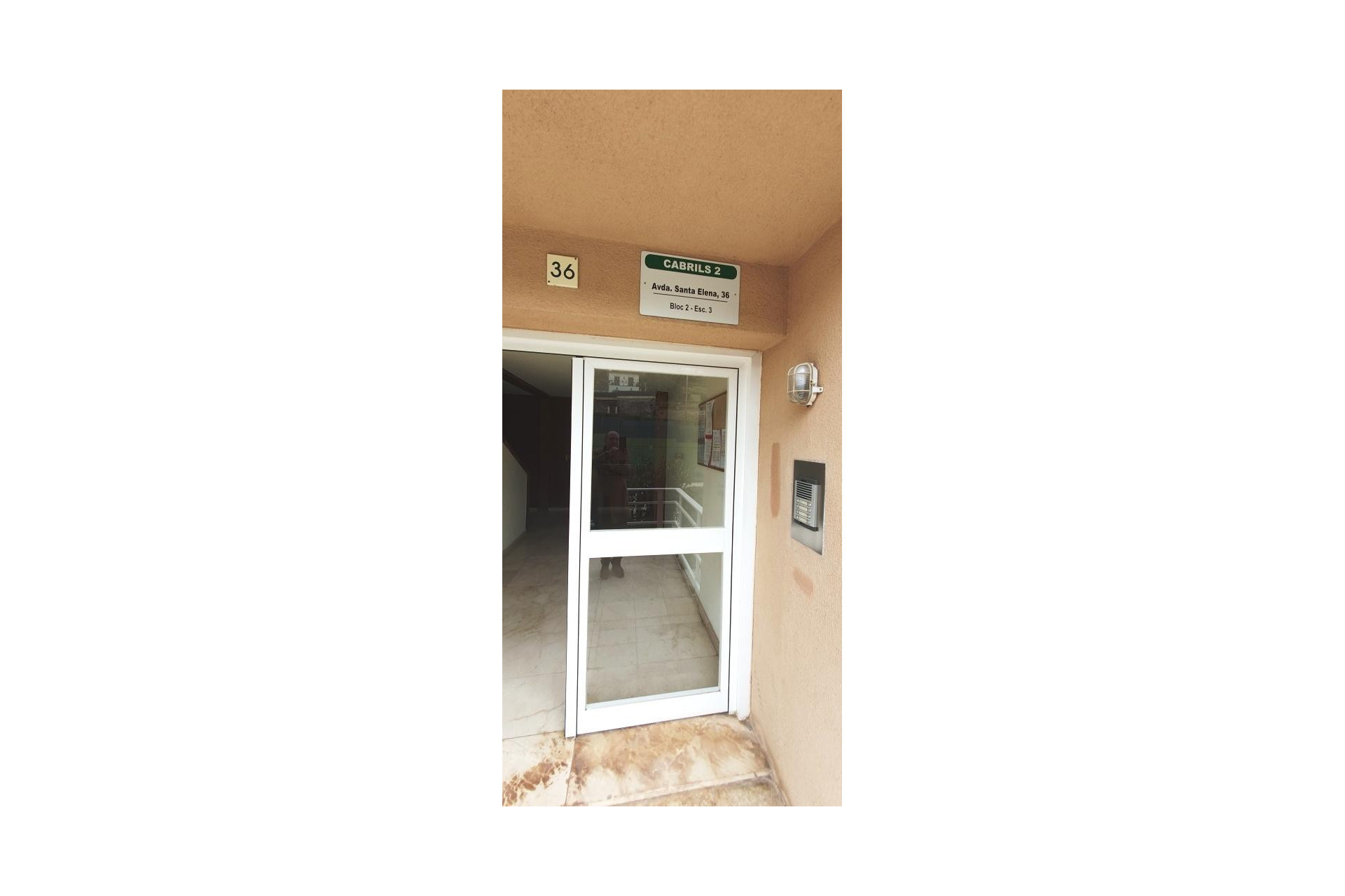 Reventa - Apartamento / piso - Cabrils