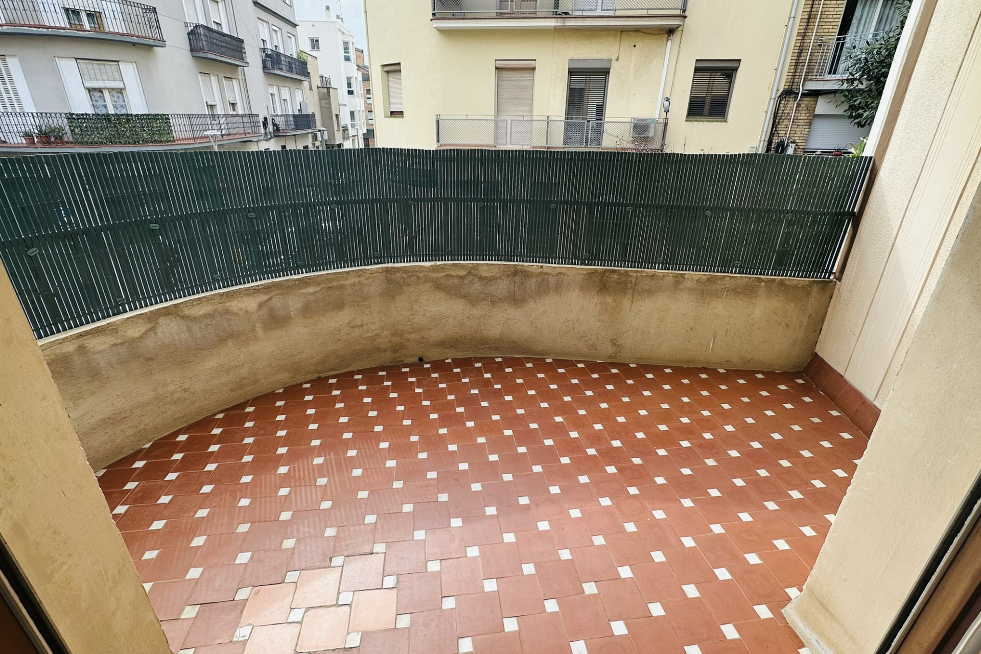 Reventa - Apartamento / piso - Cornellà de Llobregat - Gavarra