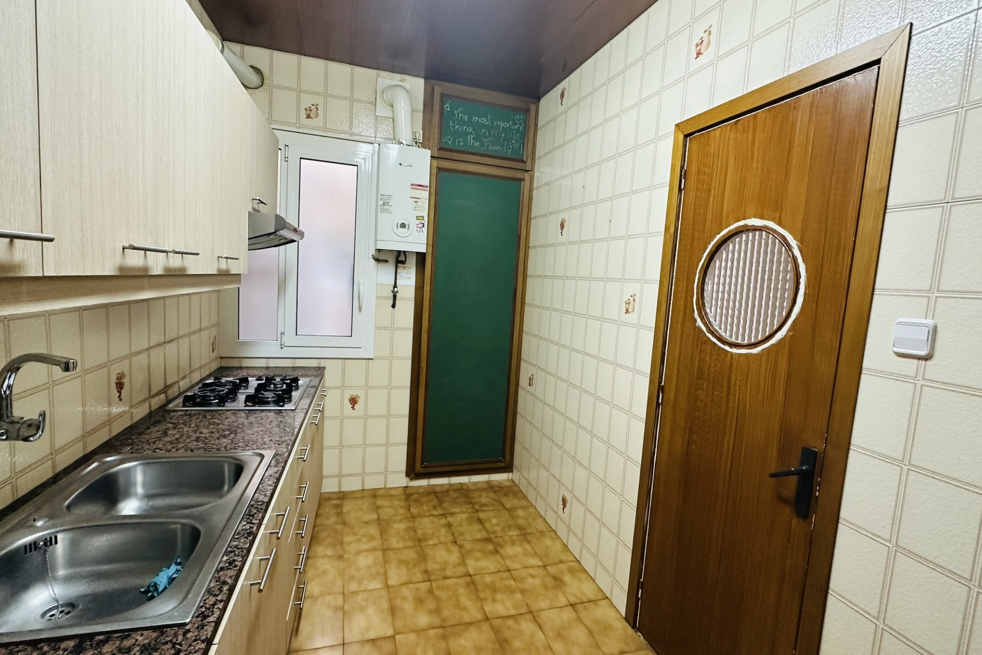 Reventa - Apartamento / piso - Cornellà de Llobregat - Gavarra
