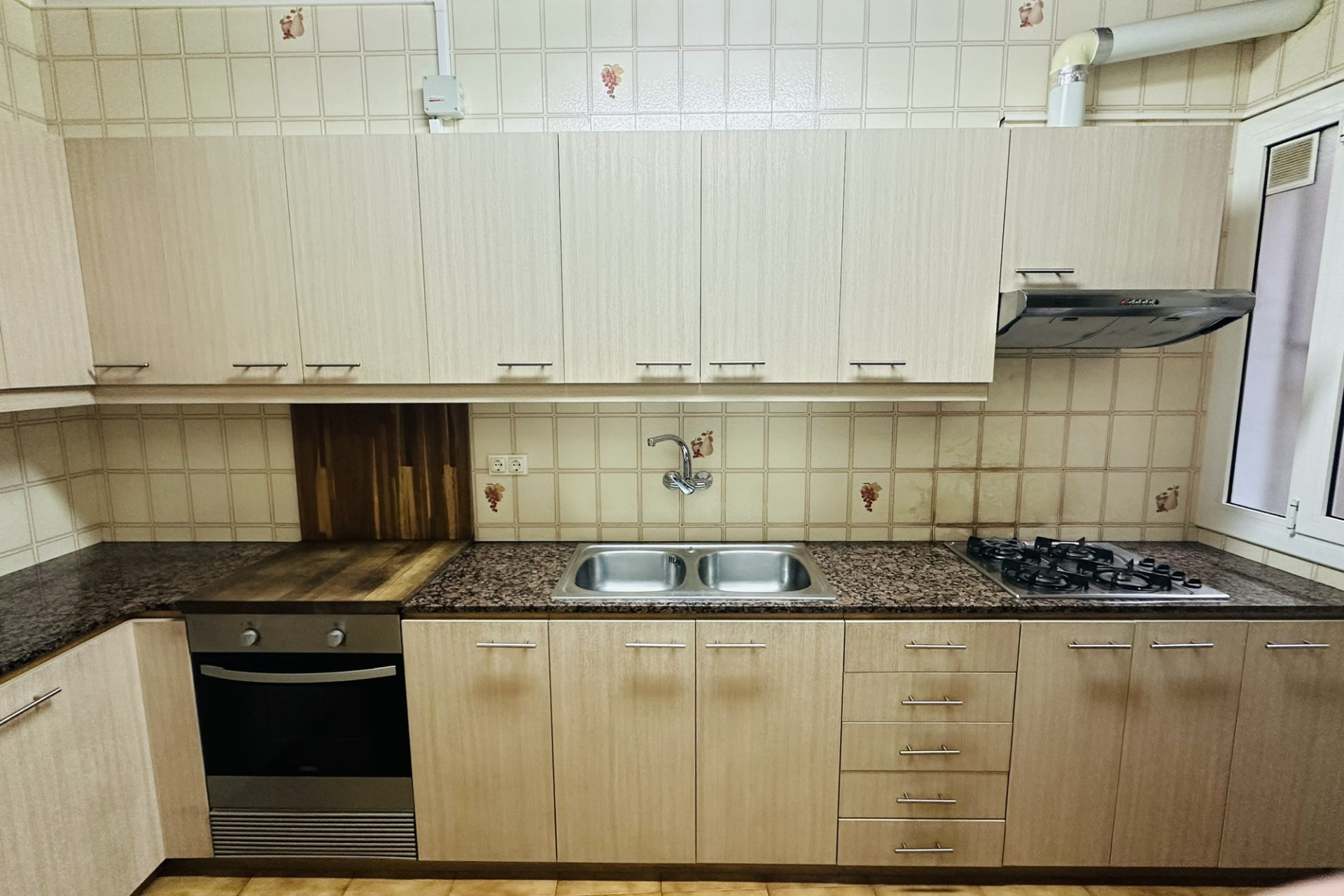 Reventa - Apartamento / piso - Cornellà de Llobregat - Gavarra