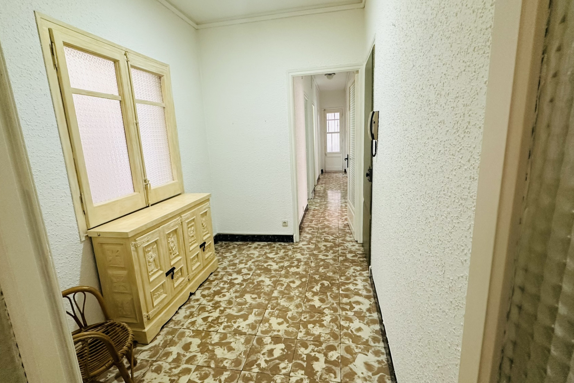 Reventa - Apartamento / piso - Cornellà de Llobregat - Gavarra