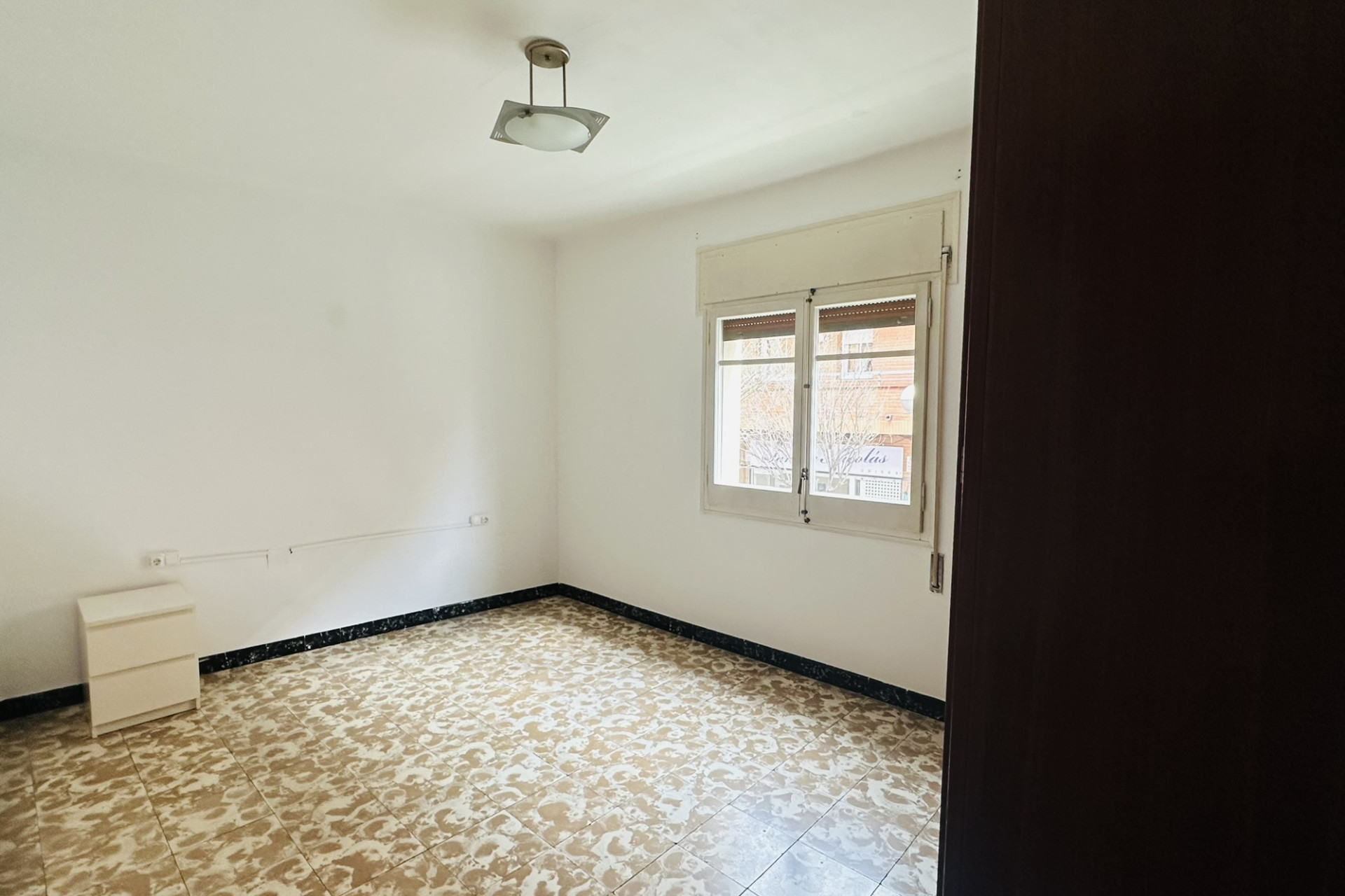 Reventa - Apartamento / piso - Cornellà de Llobregat - Gavarra