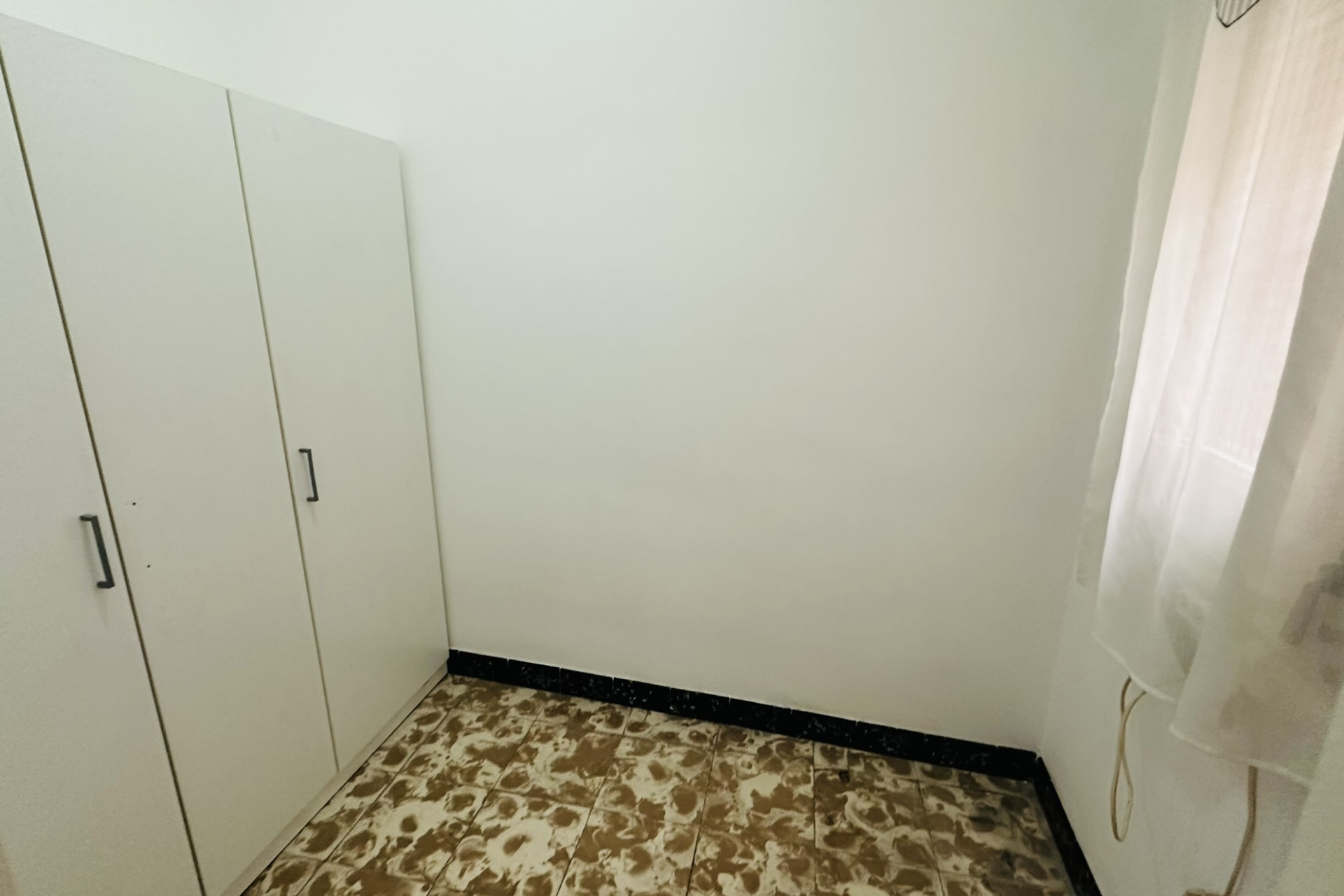 Reventa - Apartamento / piso - Cornellà de Llobregat - Gavarra