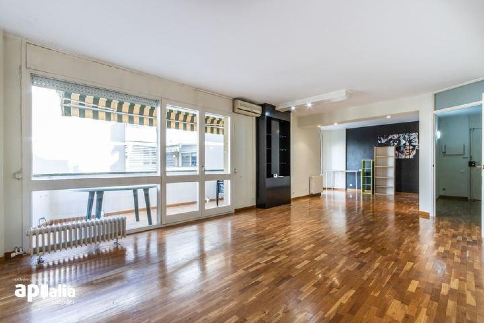 Reventa - Apartamento / piso - Sabadell - Centro