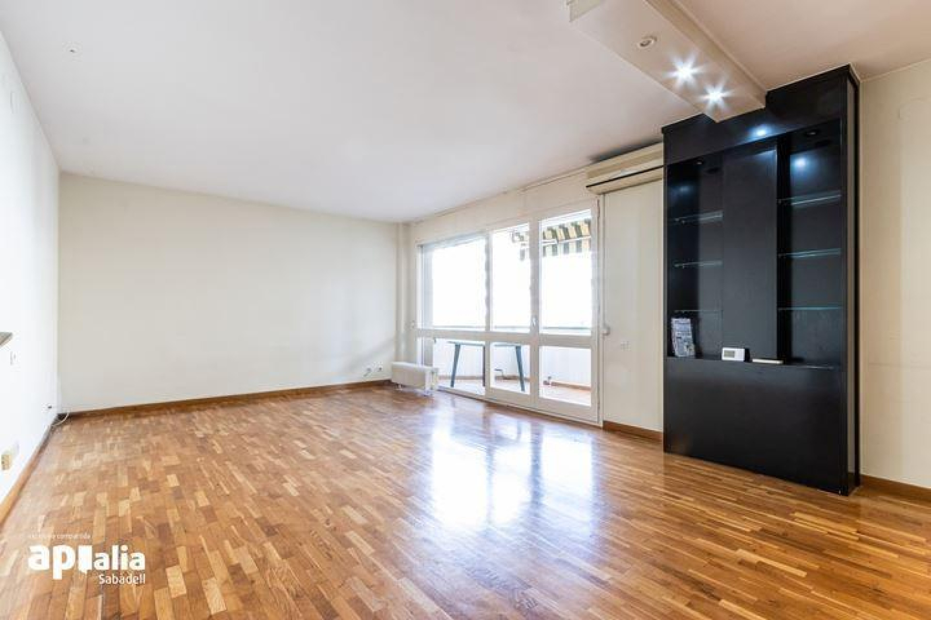 Reventa - Apartamento / piso - Sabadell - Centro
