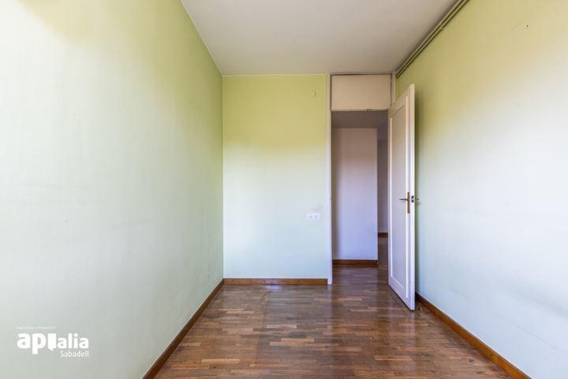Reventa - Apartamento / piso - Sabadell - Centro