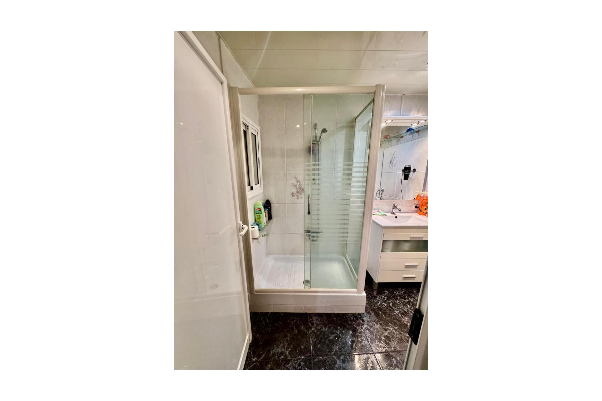 Reventa - Apartamento / piso - Santa Coloma de Gramenet - Santa Rosa