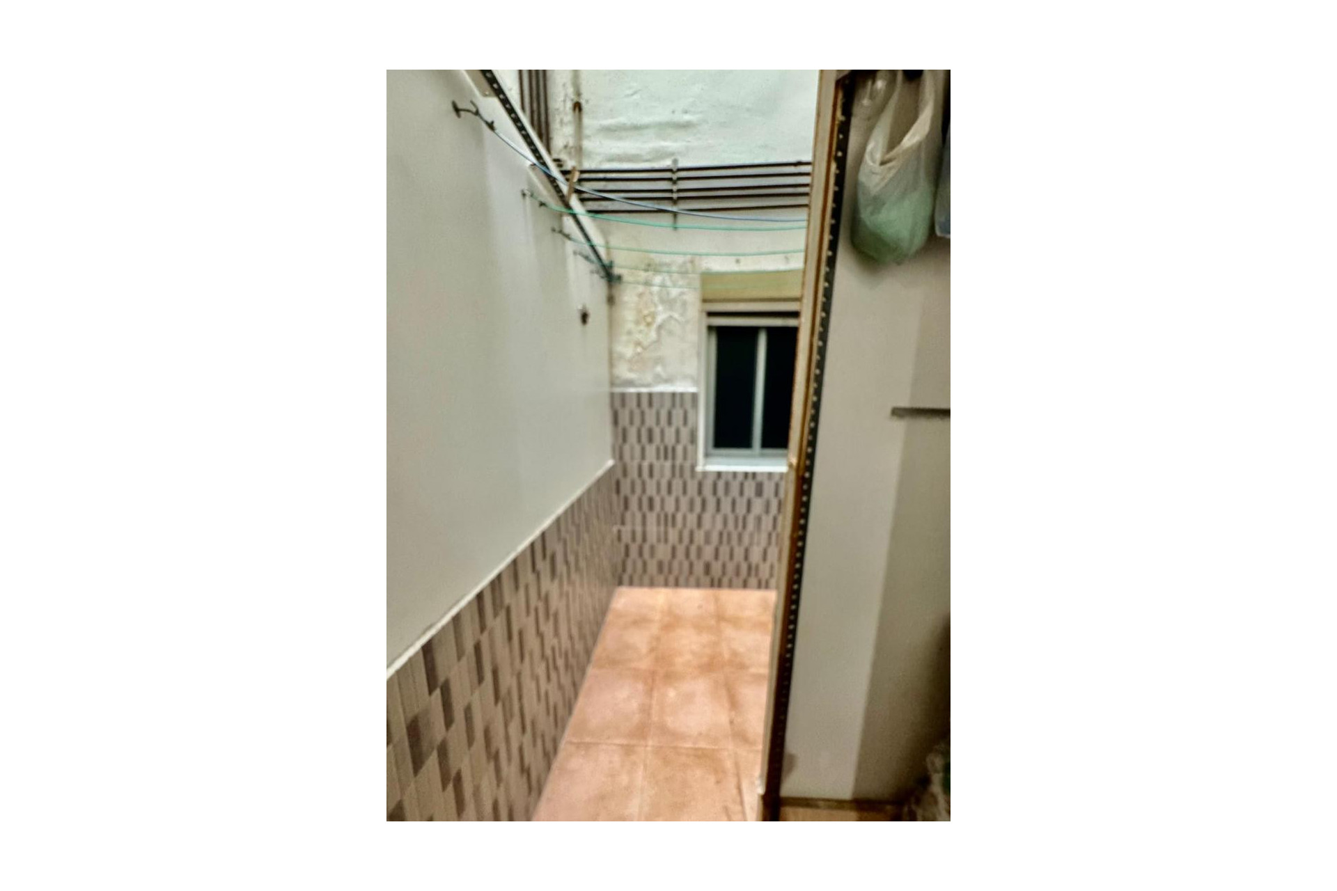 Reventa - Apartamento / piso - Santa Coloma de Gramenet - Santa Rosa