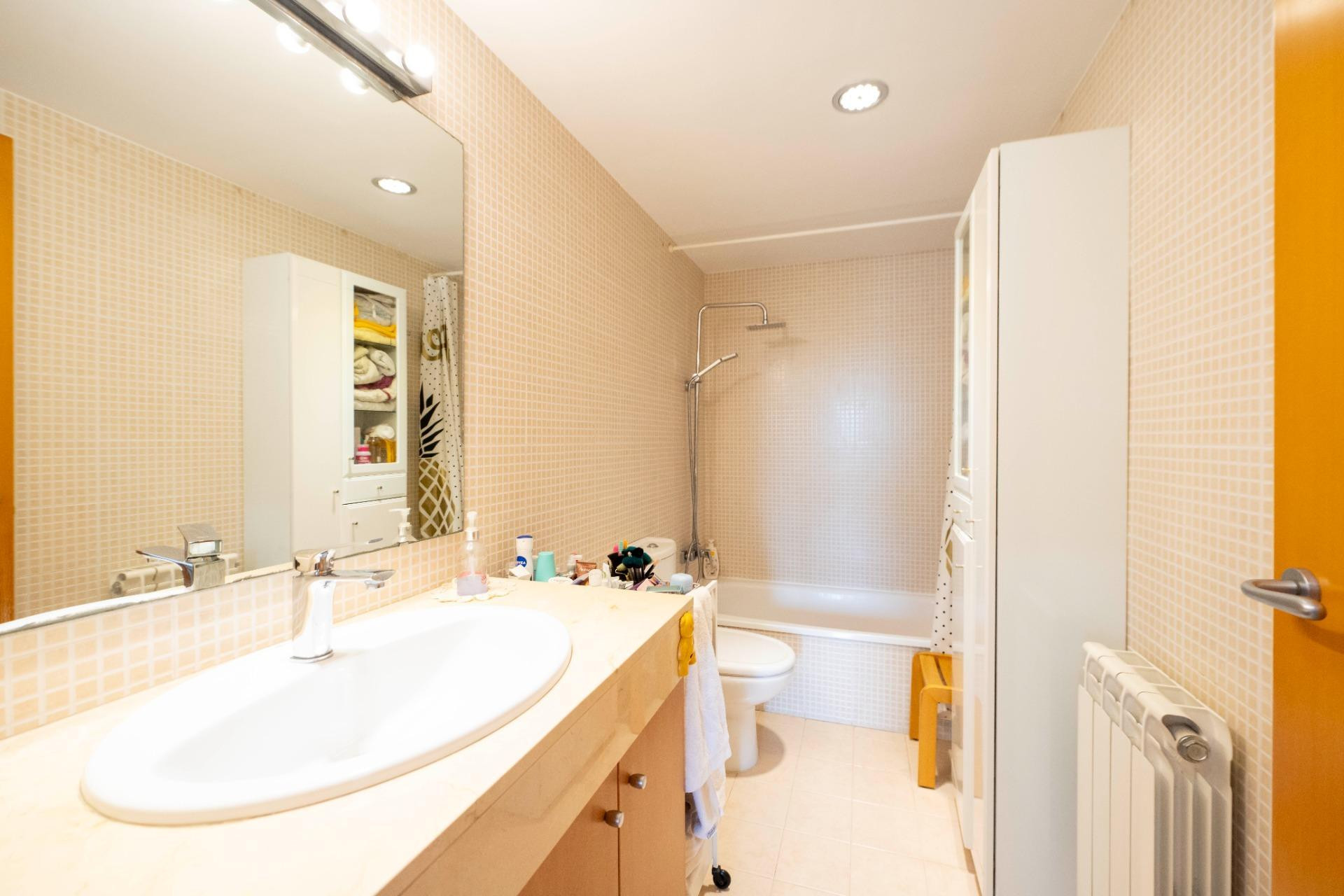 Reventa - Apartamento / piso - Tiana