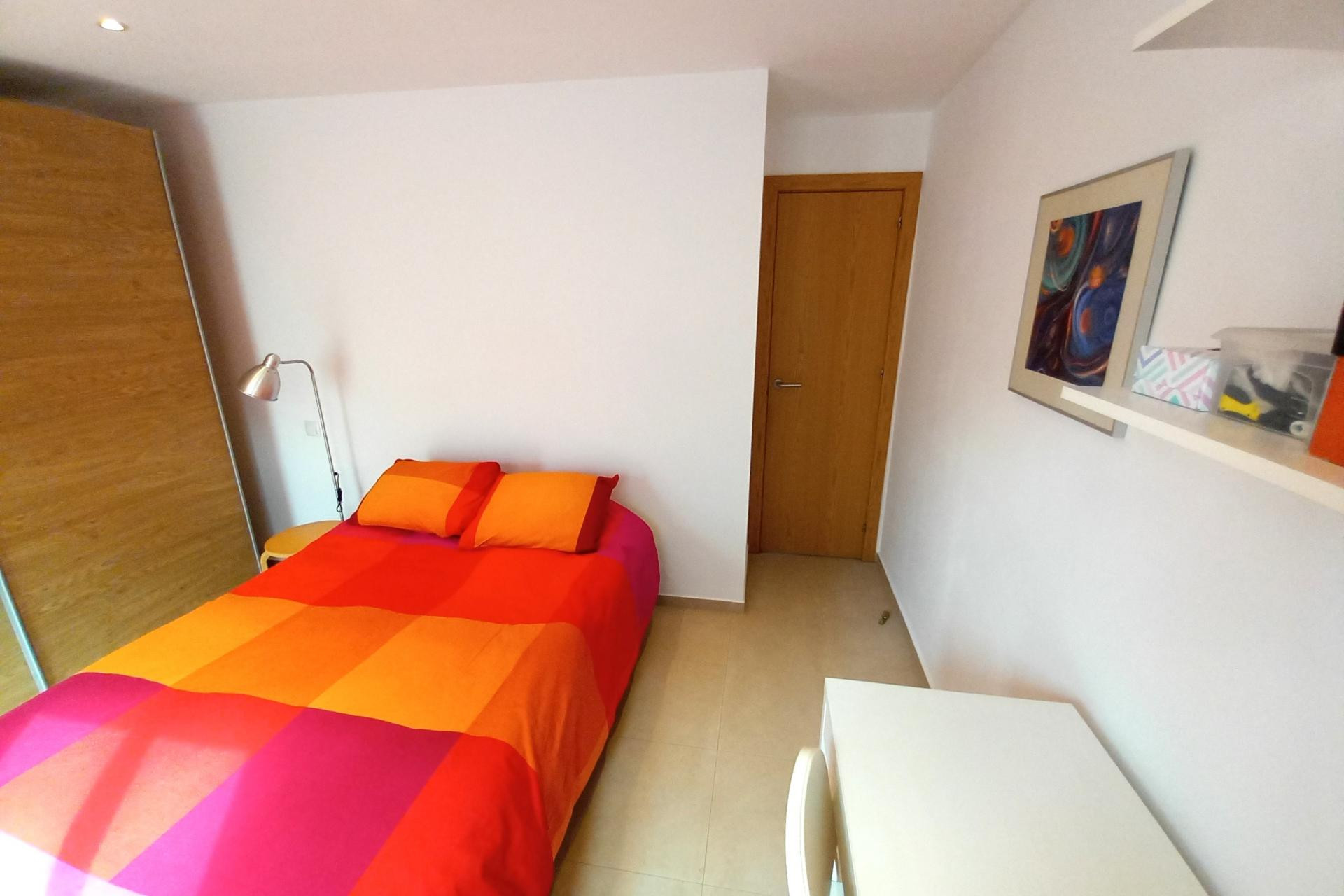 Reventa - Ático - Hospitalet de Llobregat, l - Pubilla Cases