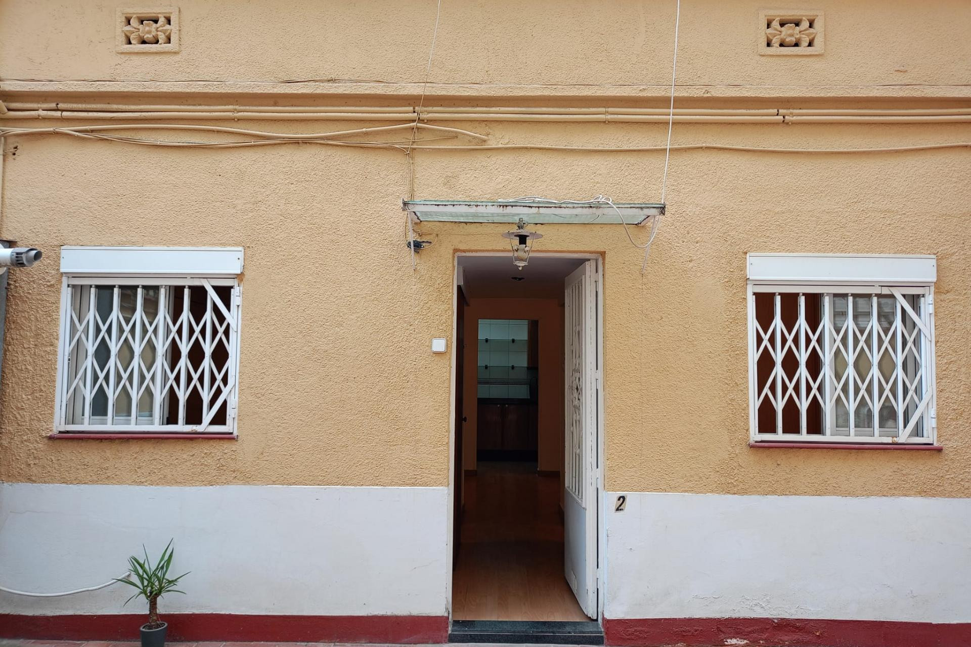 Reventa - Bajos con jardin - Barcelona - Horta - Guinardó / El Guinardó
