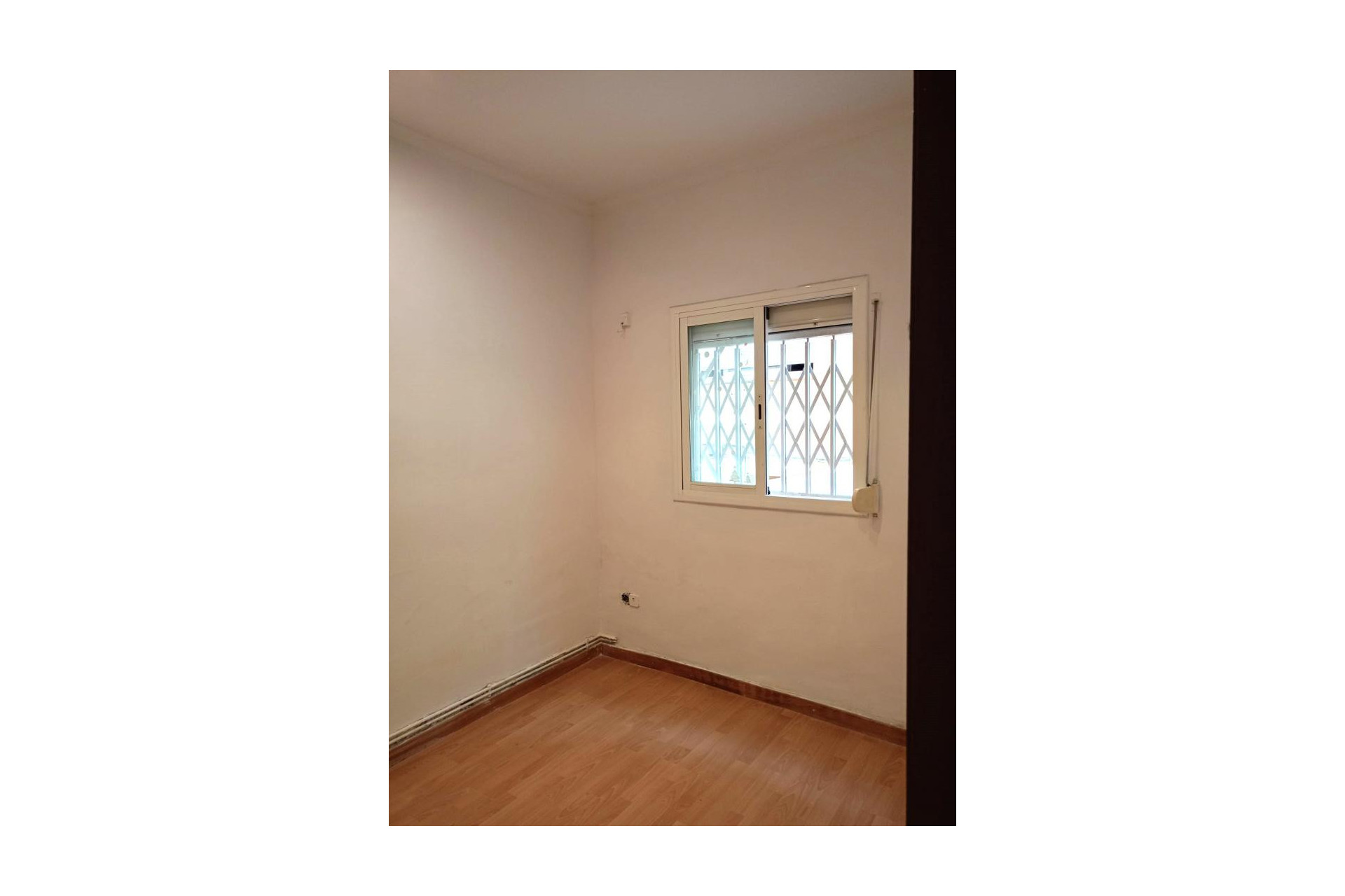 Reventa - Bajos con jardin - Barcelona - Horta - Guinardó / El Guinardó