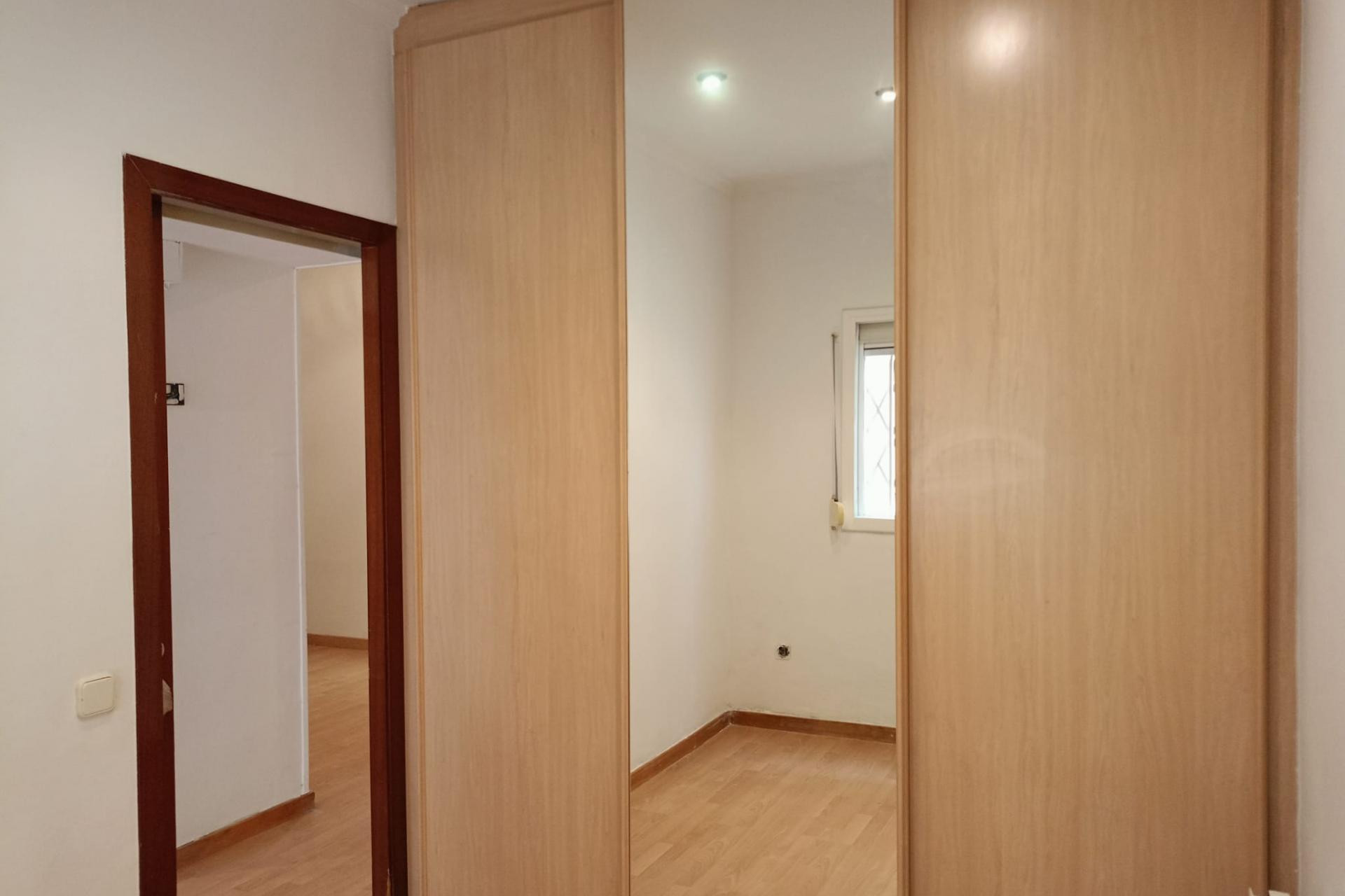 Reventa - Bajos con jardin - Barcelona - Horta - Guinardó / El Guinardó