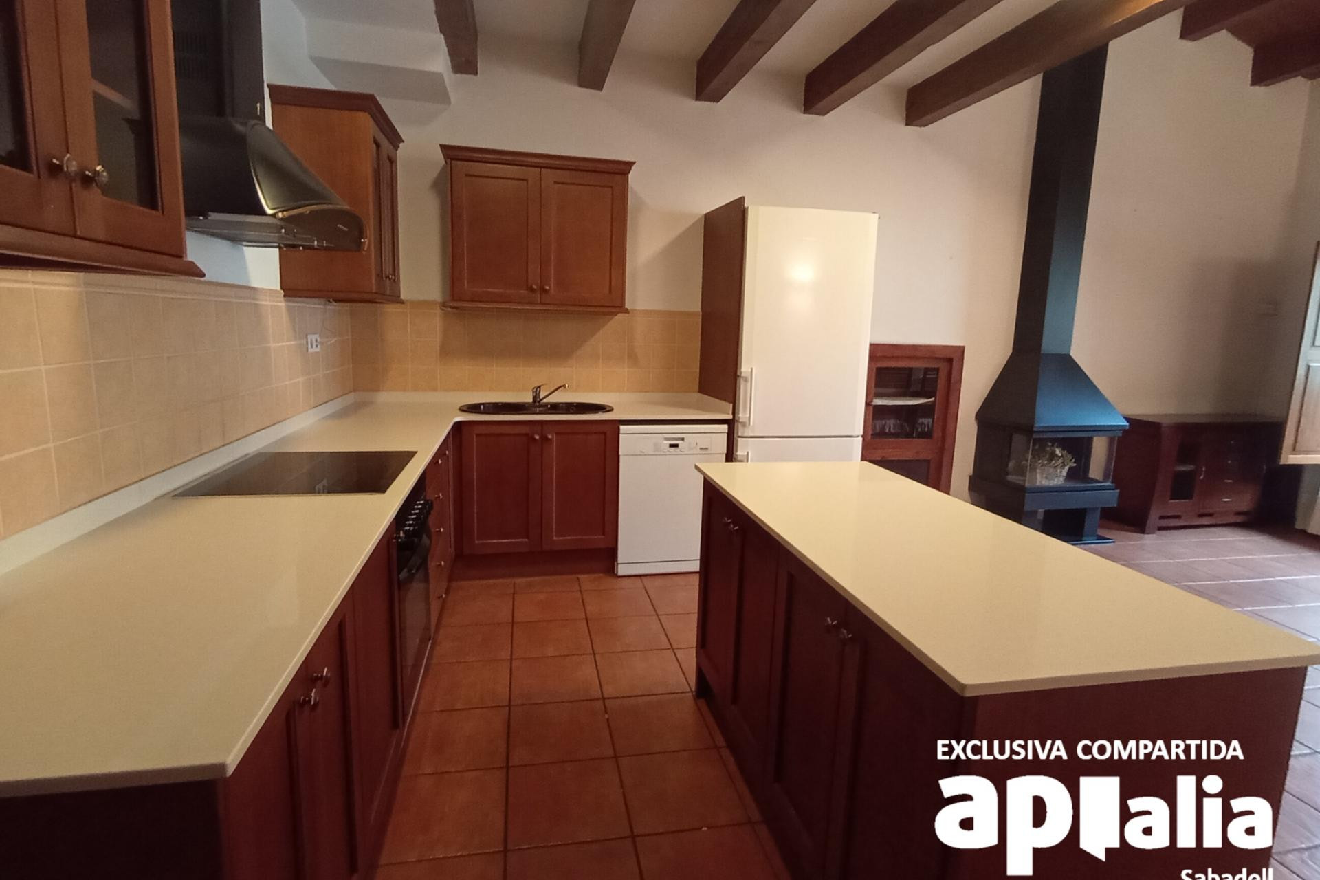 Reventa - Casa de pueblo - Castellar del Vallès