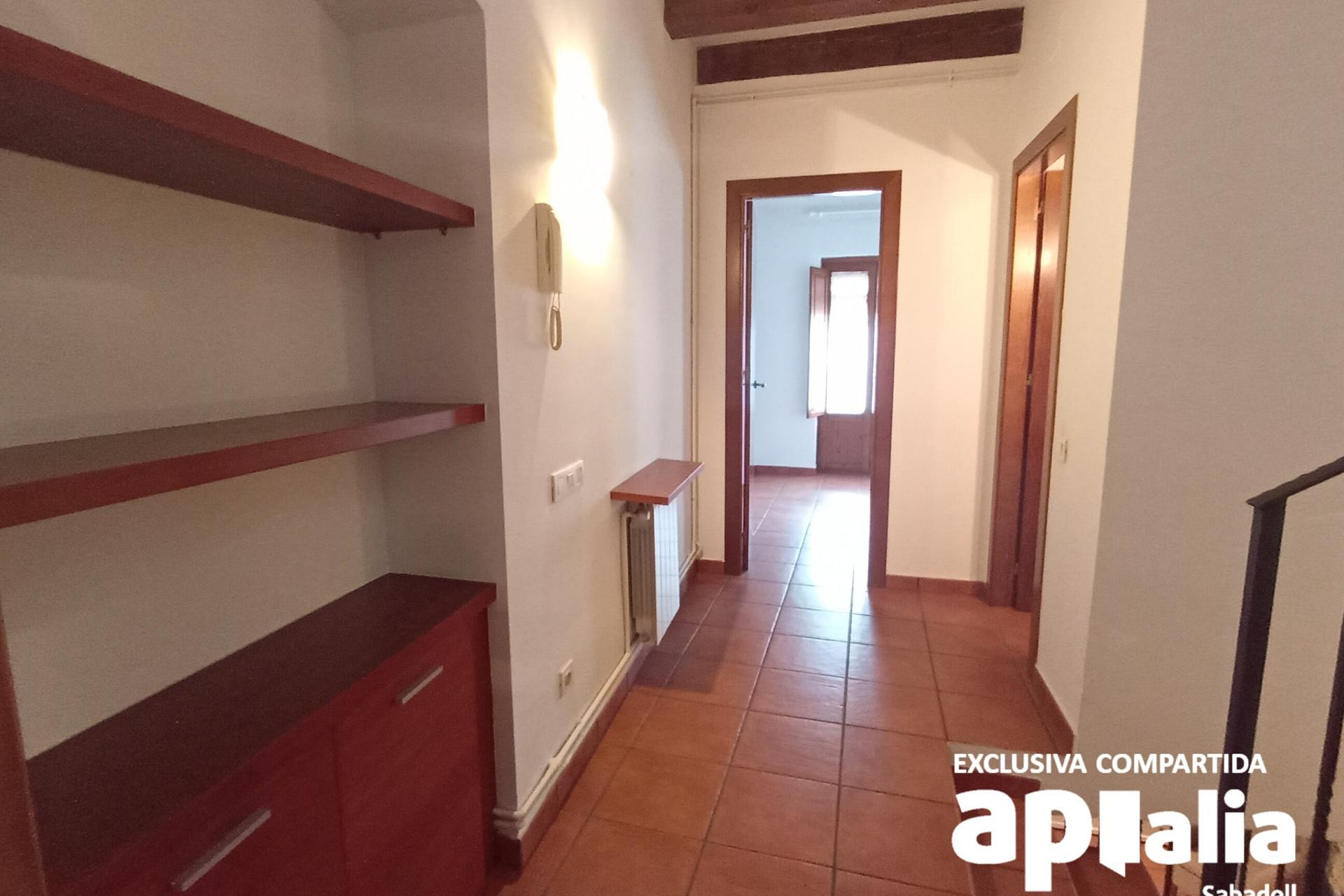 Reventa - Casa de pueblo - Castellar del Vallès