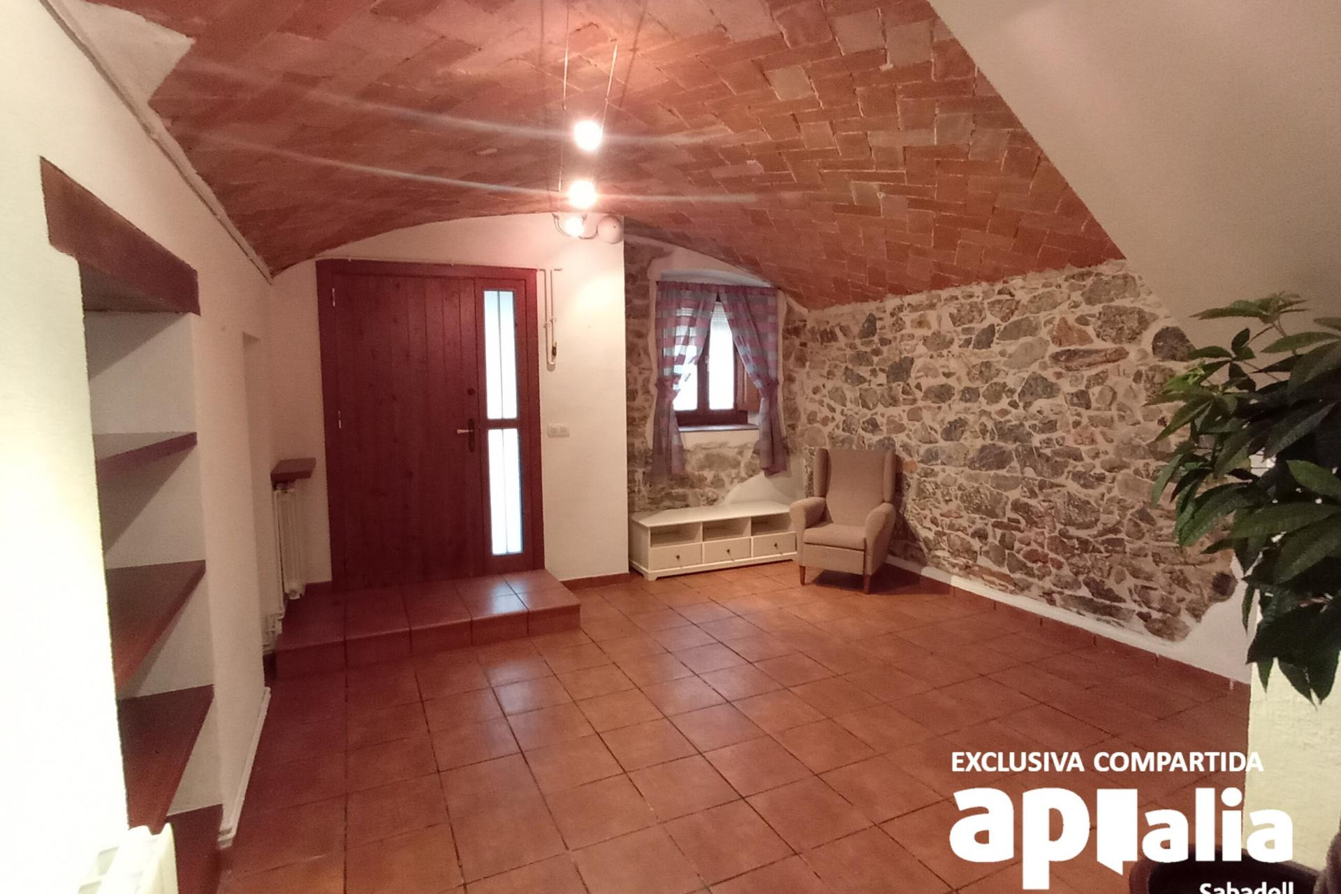 Reventa - Casa de pueblo - Castellar del Vallès
