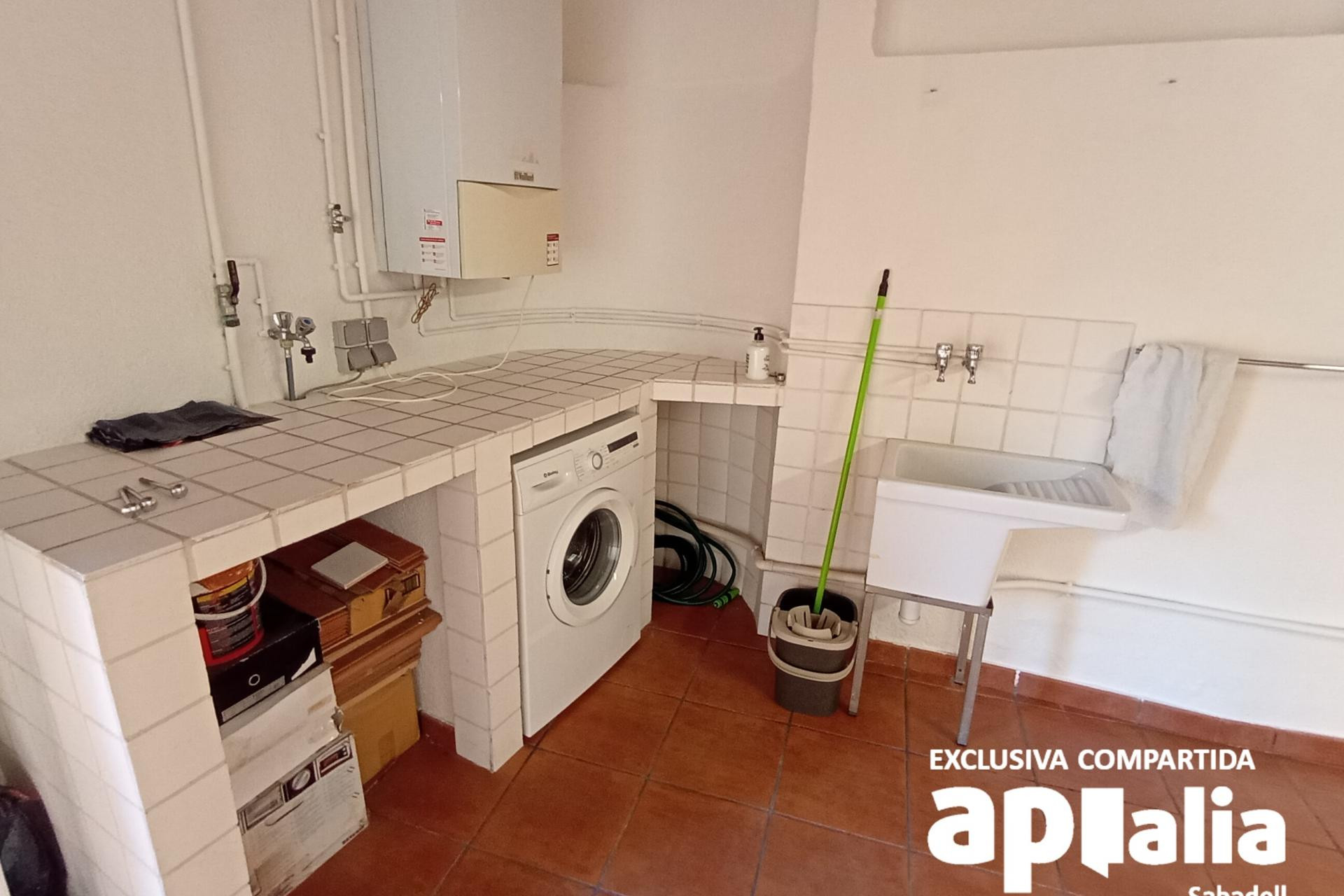 Reventa - Casa de pueblo - Castellar del Vallès