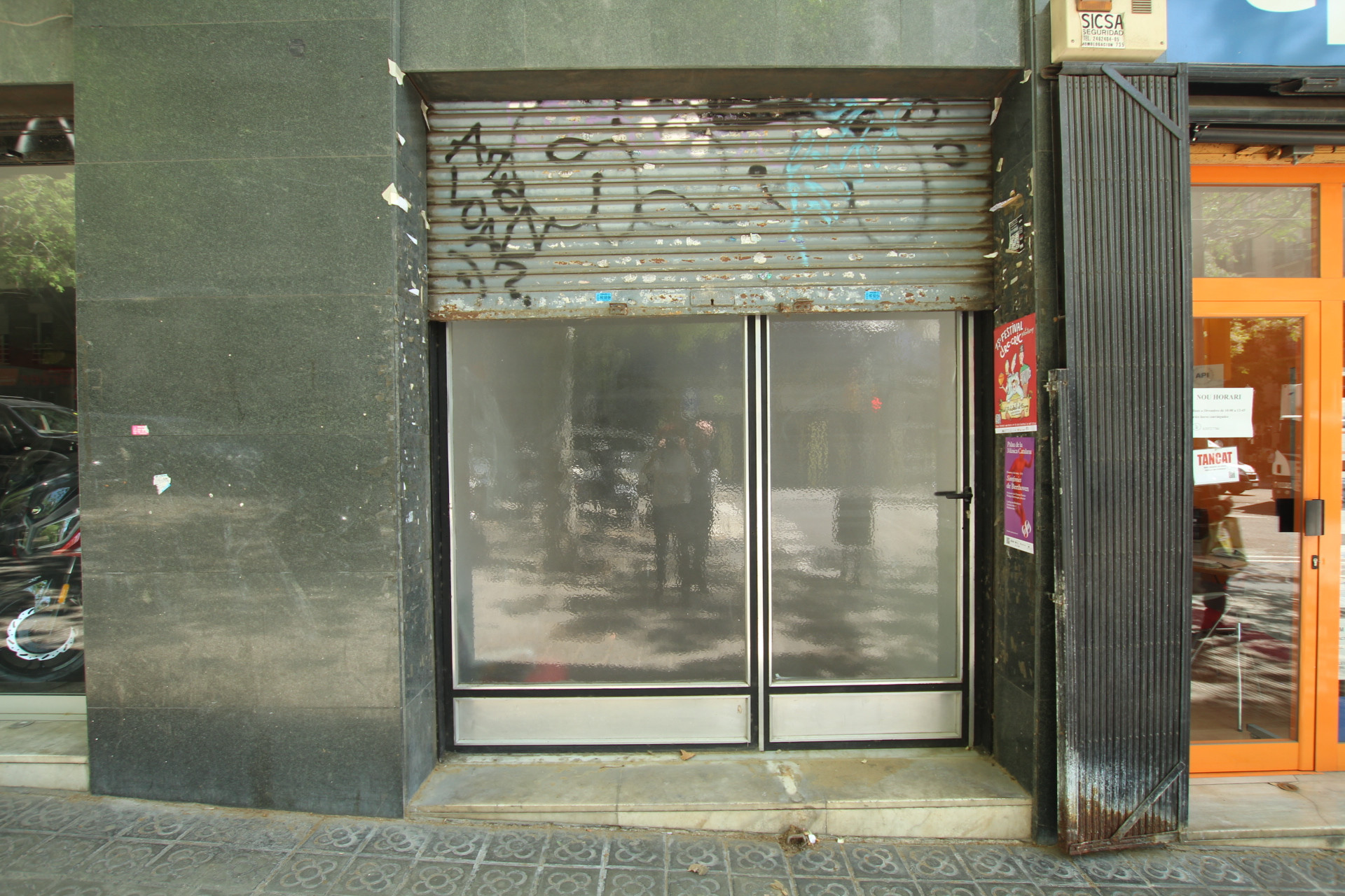 Reventa - Local comercial - Barcelona - Eixample / Sagrada Família