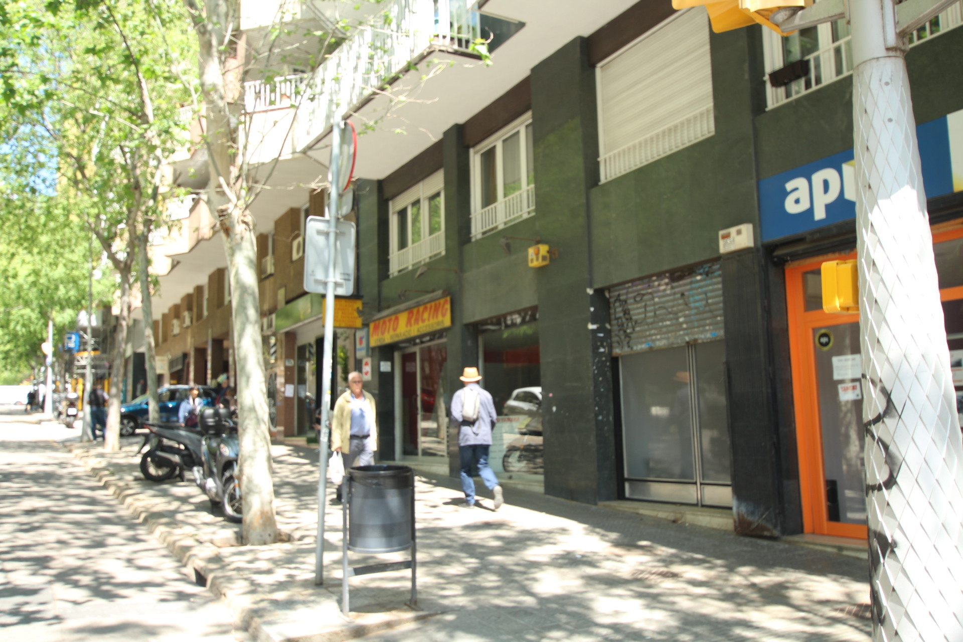Reventa - Local comercial - Barcelona - Eixample / Sagrada Família
