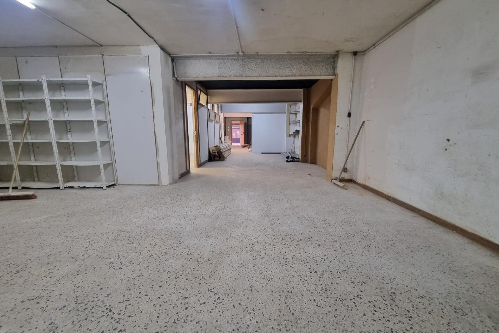 Reventa - Local comercial - Barcelona - Gràcia / Vila de Gràcia