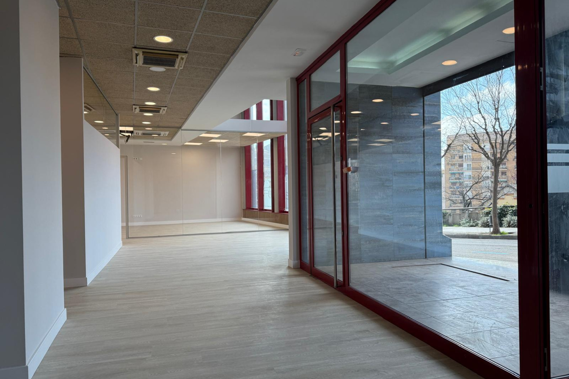 Reventa - Local comercial - Lleida - Zona Alta - Universitat