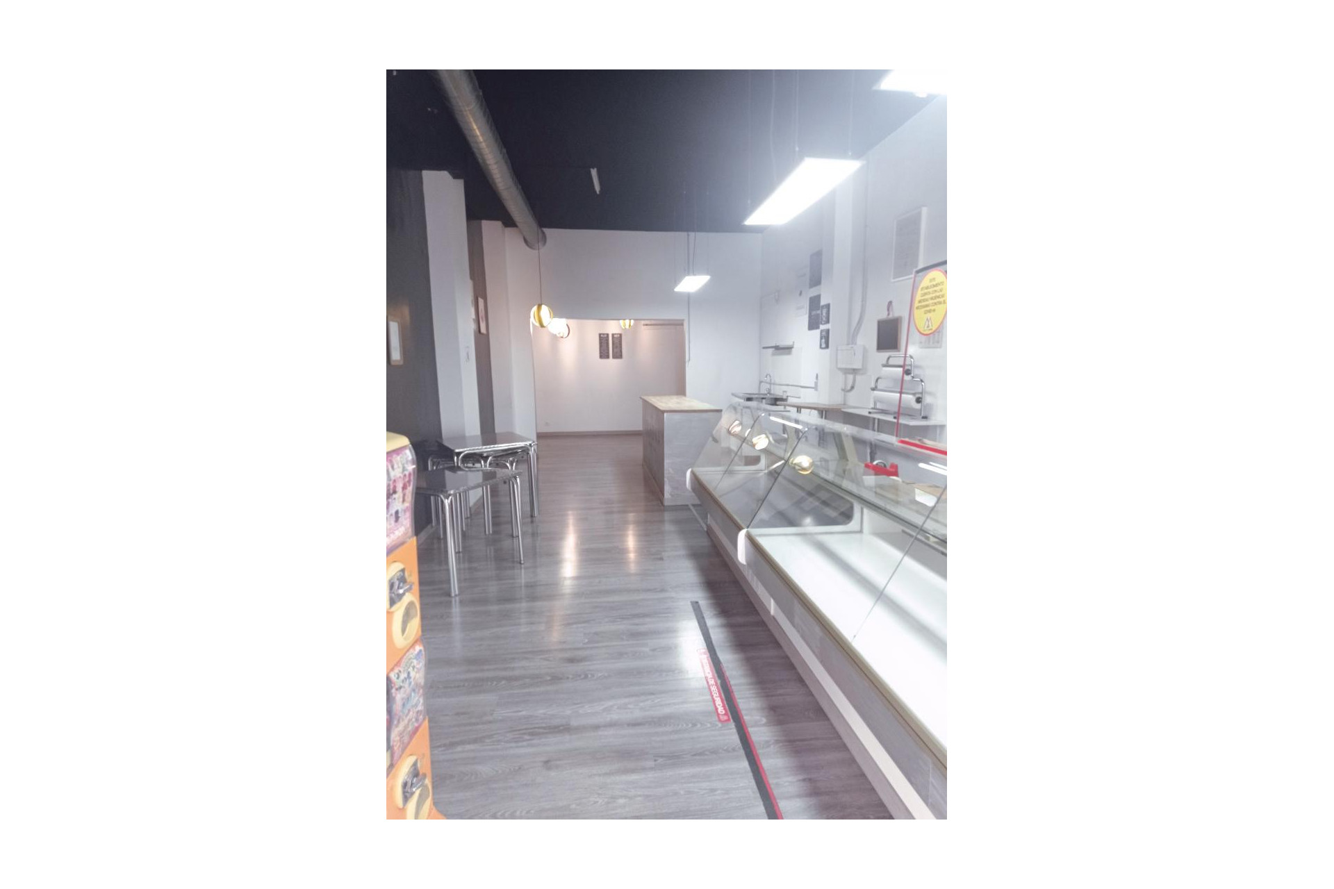 Reventa - Local comercial - Sant Feliu de Llobregat - Mas Lluí