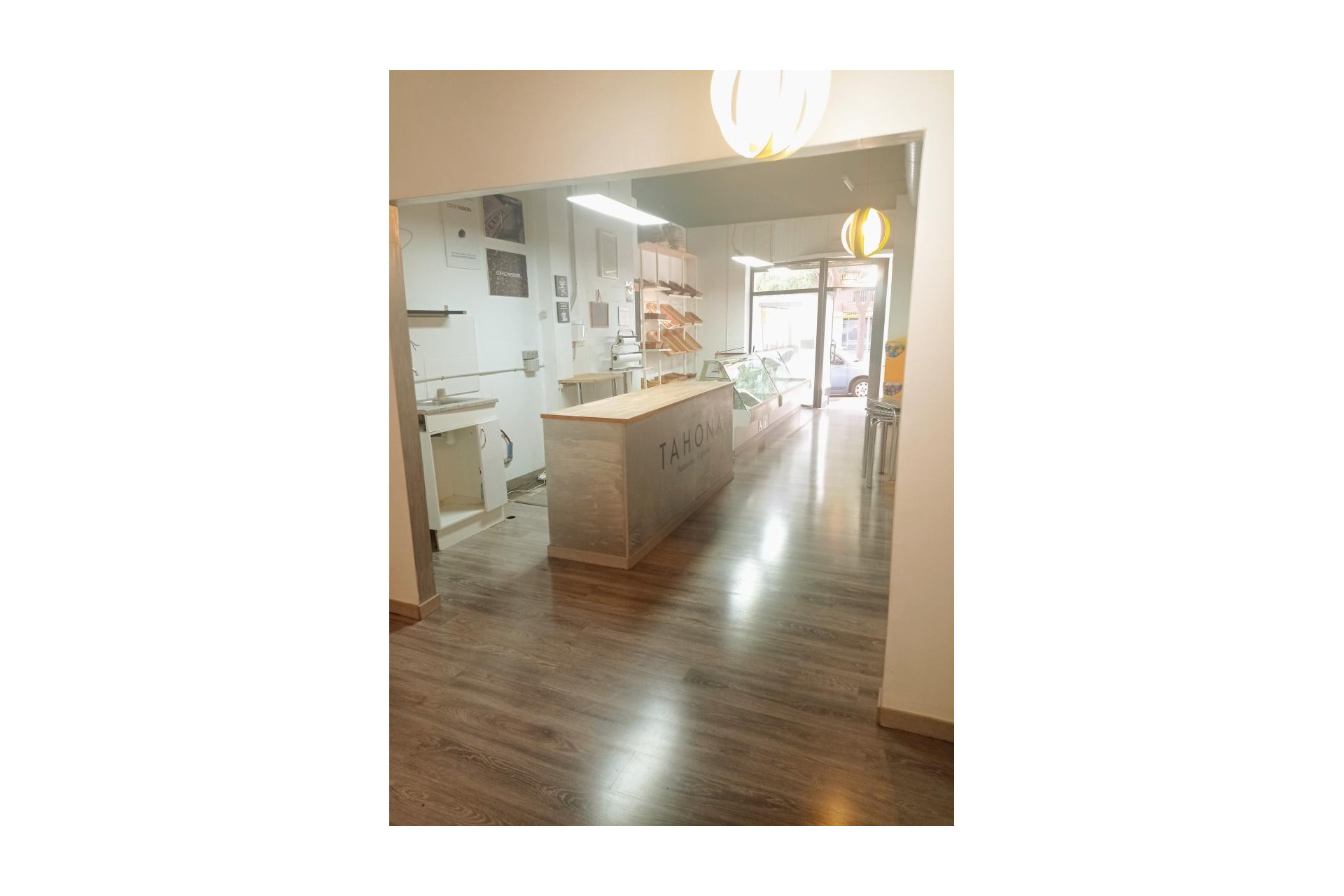 Reventa - Local comercial - Sant Feliu de Llobregat - Mas Lluí
