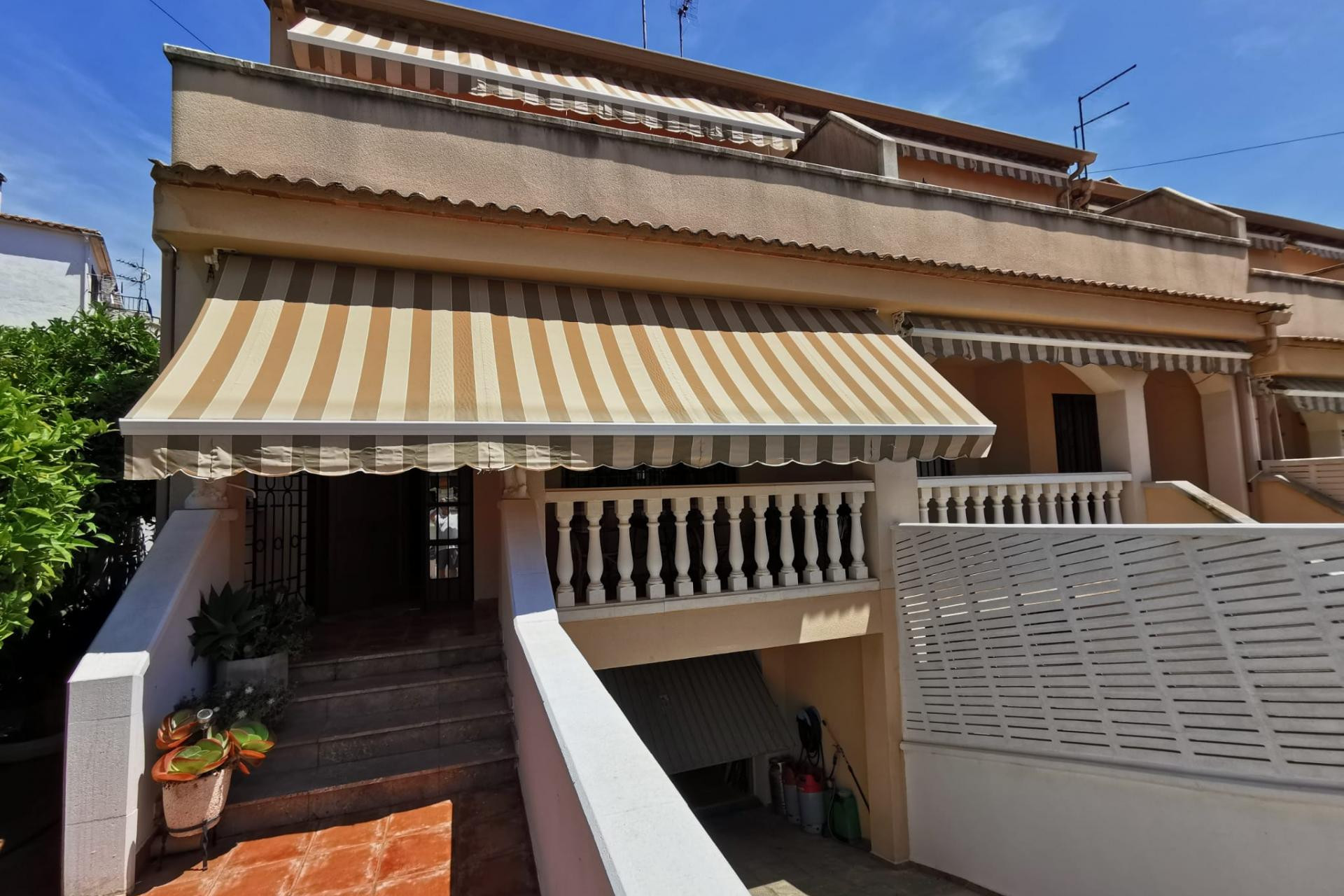 Reventa - Unifamiliar adosada - Creixell