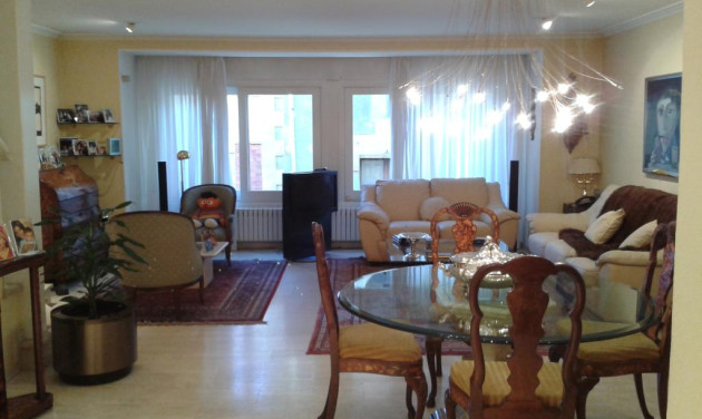 Unifamiliar adosada - Resale - Figueres - 04/0540