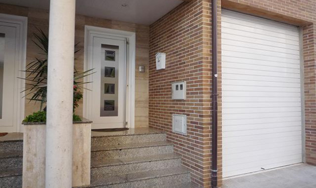 Unifamiliar adosada - Reventa - Ulldecona - 01/BEN-4355010