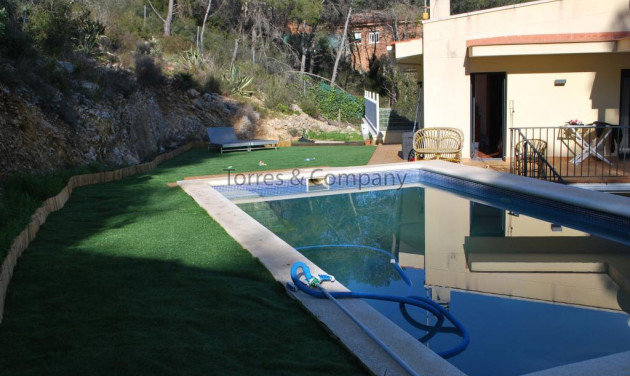 Villa - Herverkoop - Cubelles - 1008