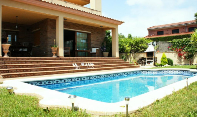 Villa - Herverkoop - Vilanova i la Geltrú - 02234