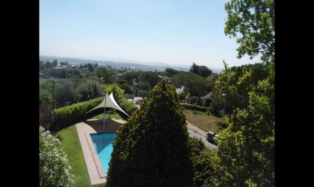 Villa - Resale - Ametlla del Vallès, L - Ametlla del Vallès, L