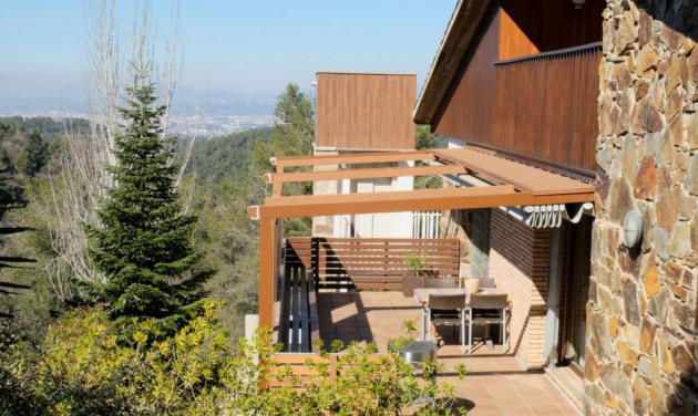 Villa - Resale - Sant Cugat del Vallès - SV0362