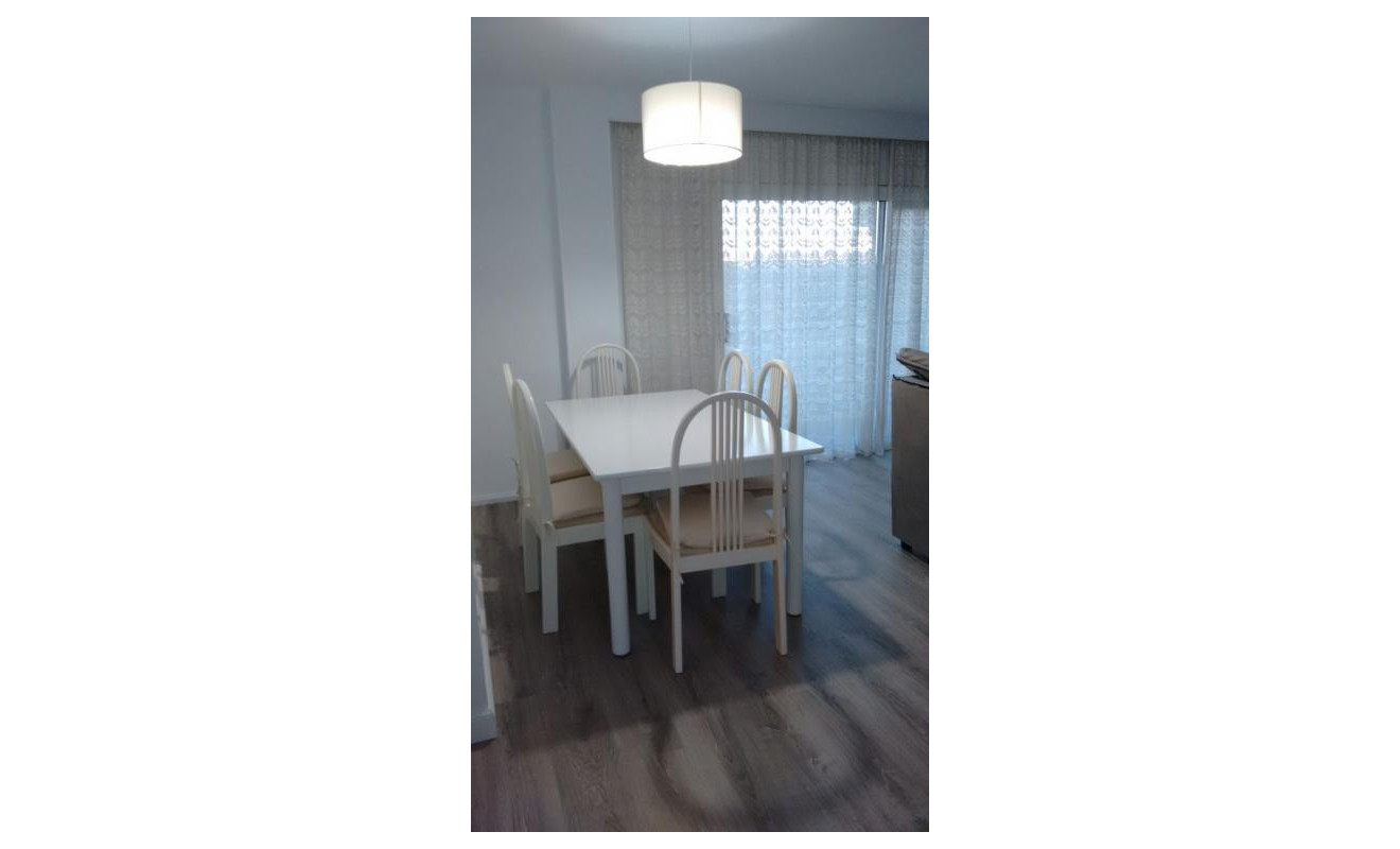 Alquiler a largo plazo - Apartamento / piso - Figueres - Rally
