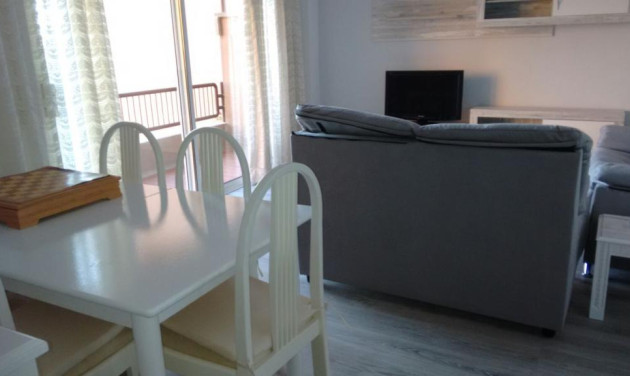 Alquiler a largo plazo - Apartamento / piso - Figueres - Rally
