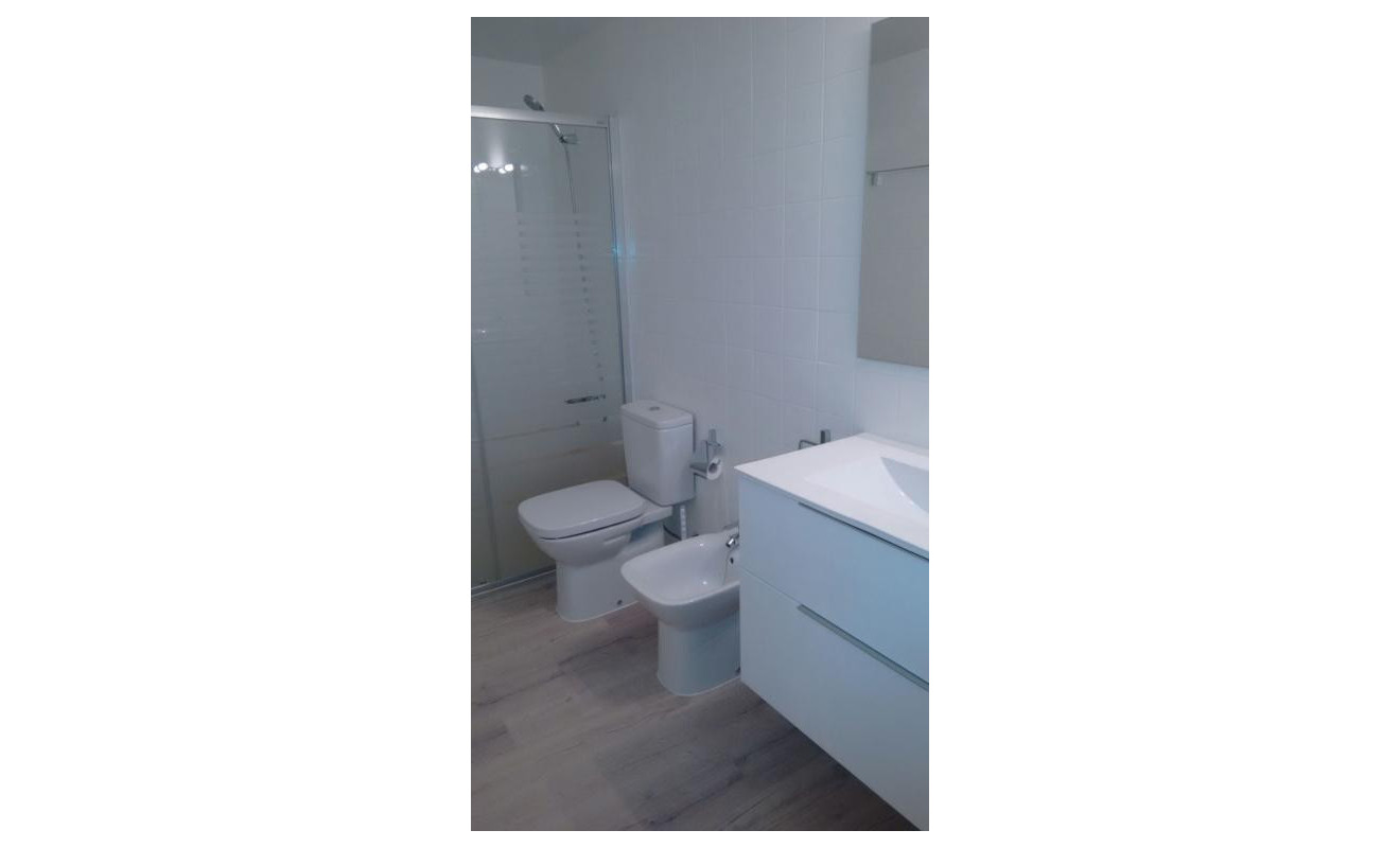 Alquiler a largo plazo - Apartamento / piso - Figueres - Rally