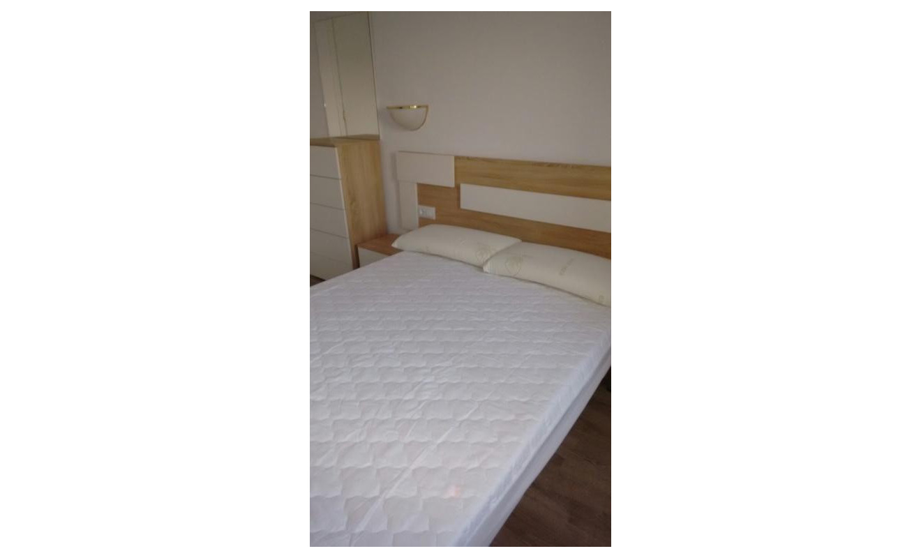 Alquiler a largo plazo - Apartamento / piso - Figueres - Rally