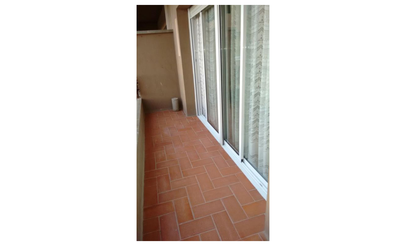 Alquiler a largo plazo - Apartamento / piso - Figueres - Rally
