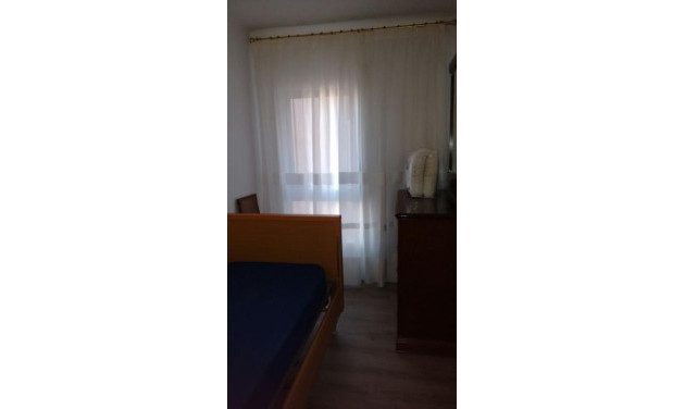 Alquiler a largo plazo - Apartamento / piso - Figueres - Rally